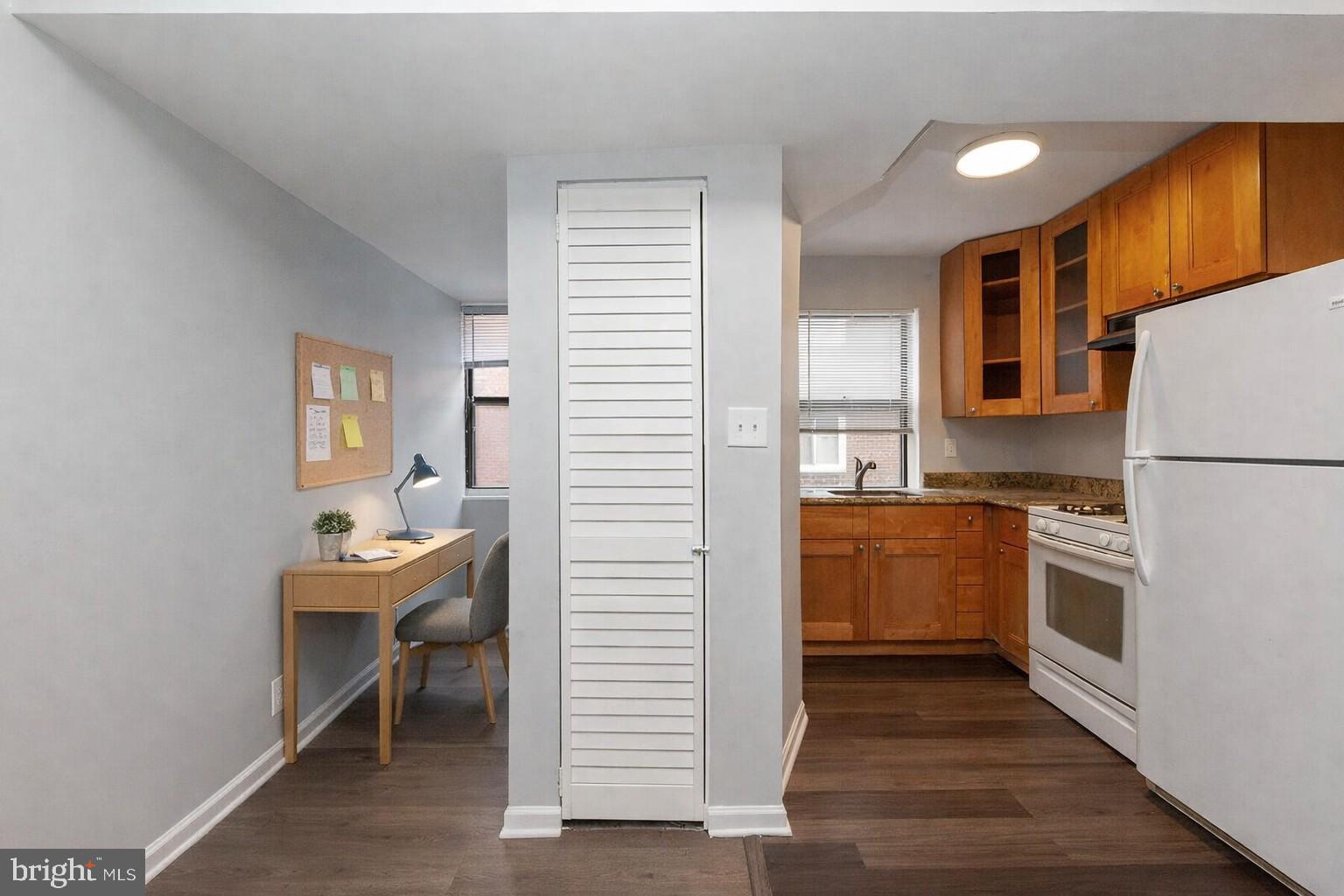 2100 CHANNING STREET NE 2C