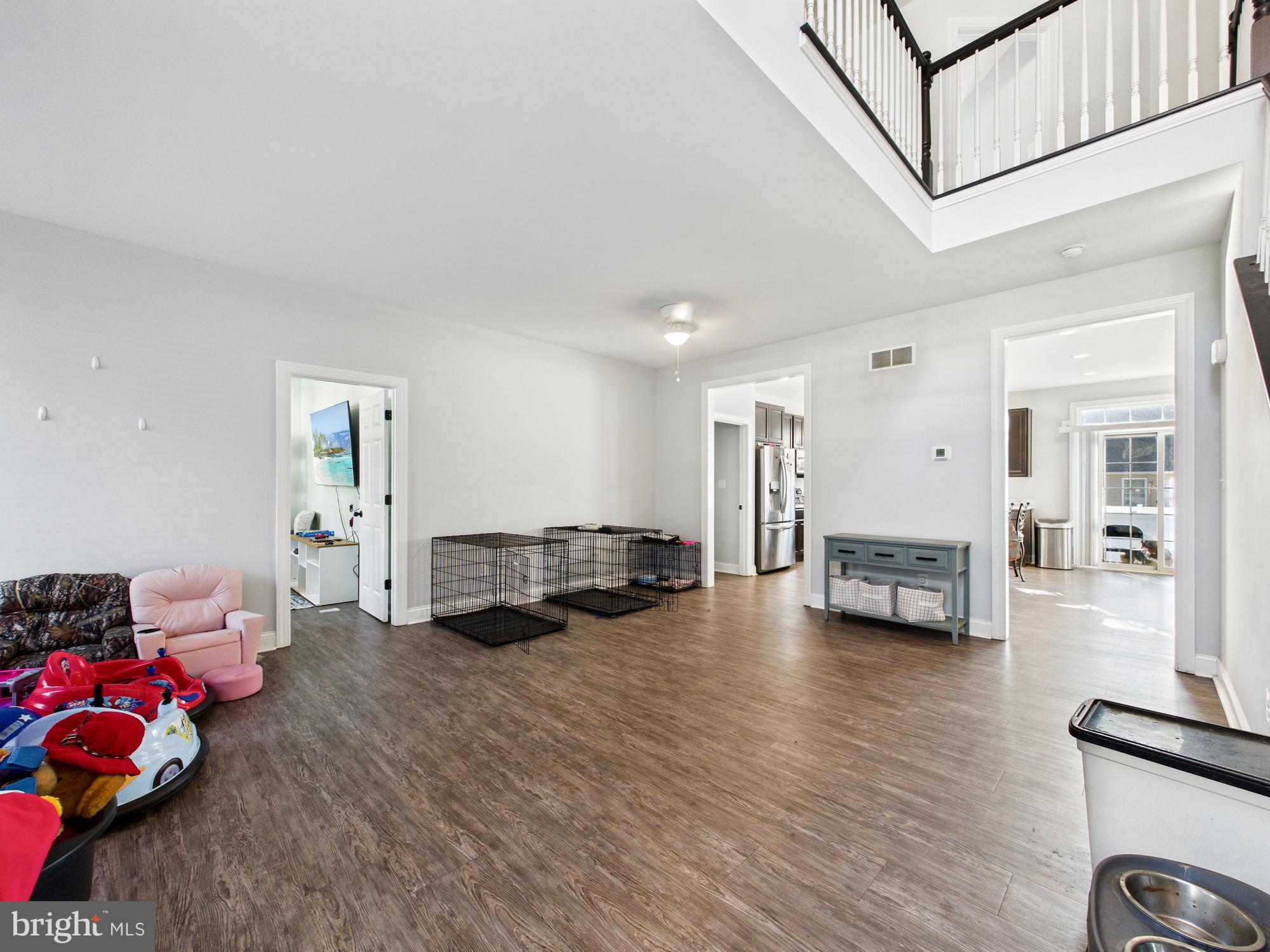 285 SHORE LANE