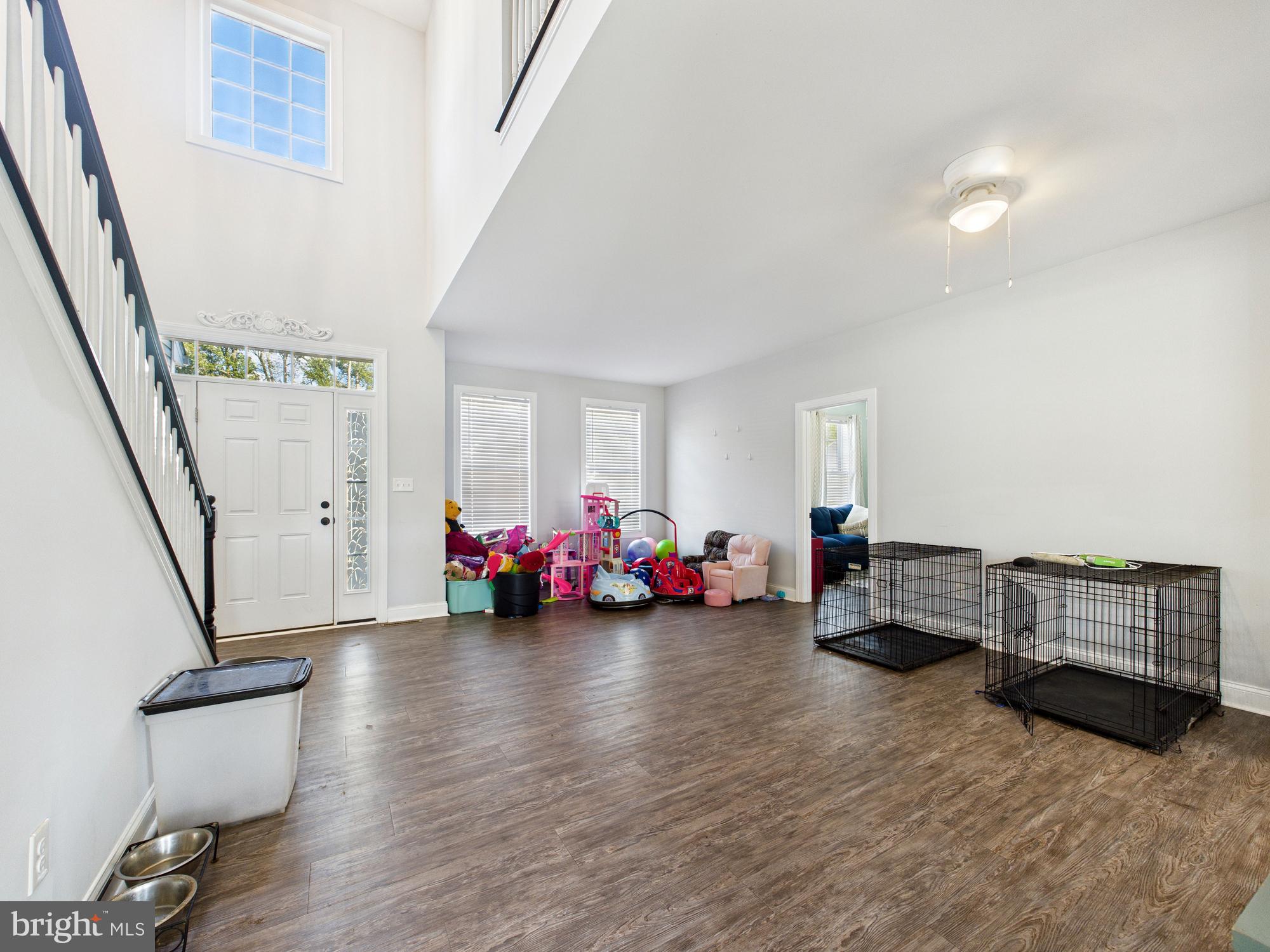 285 SHORE LANE