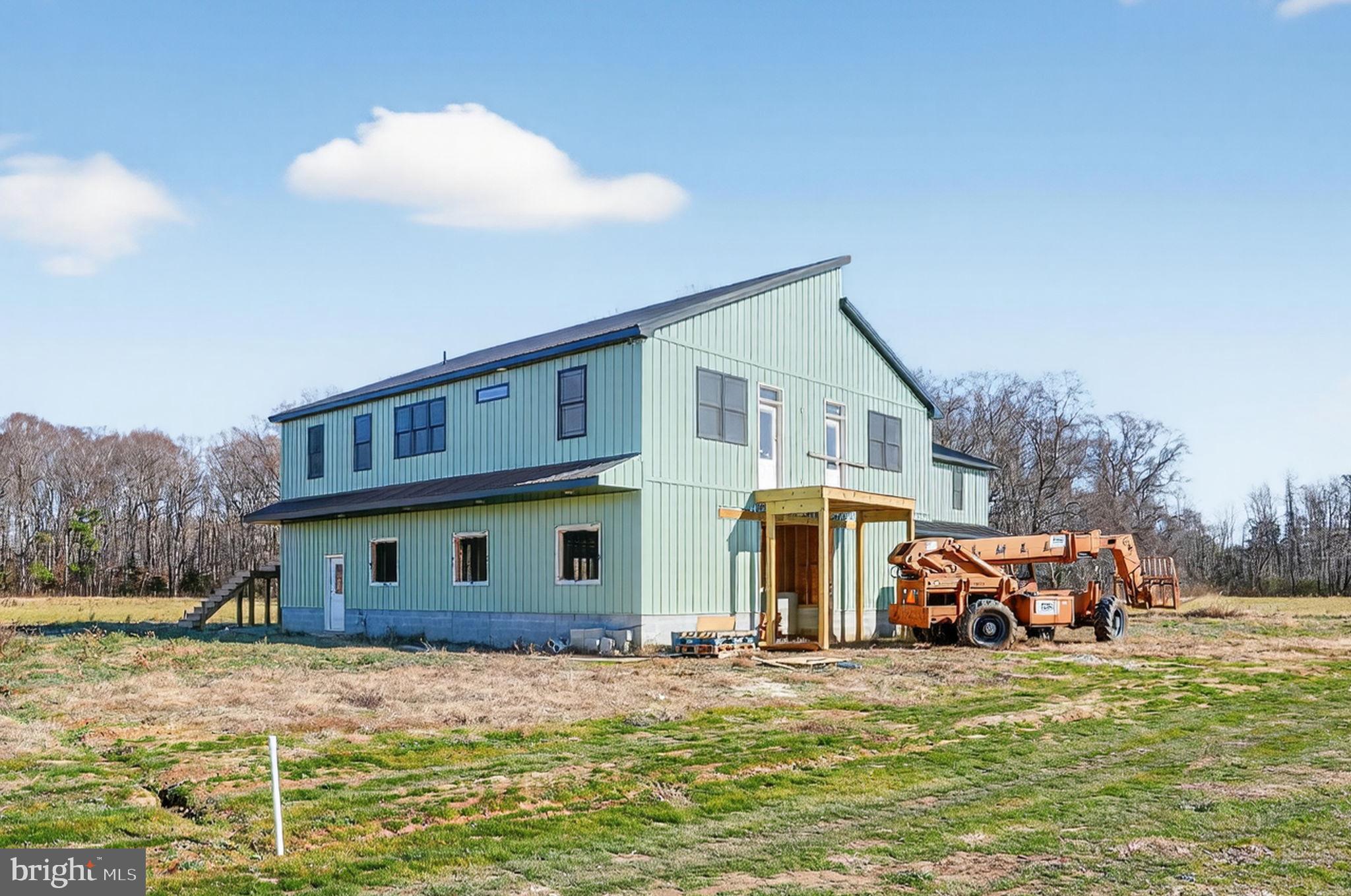 8005 HICKMAN FARM ROAD