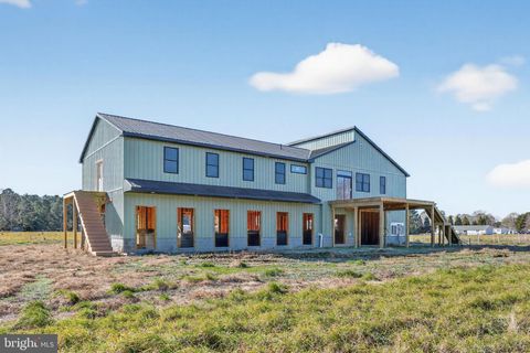 8005 HICKMAN FARM ROAD WALLOPS ISLAND VA 23337