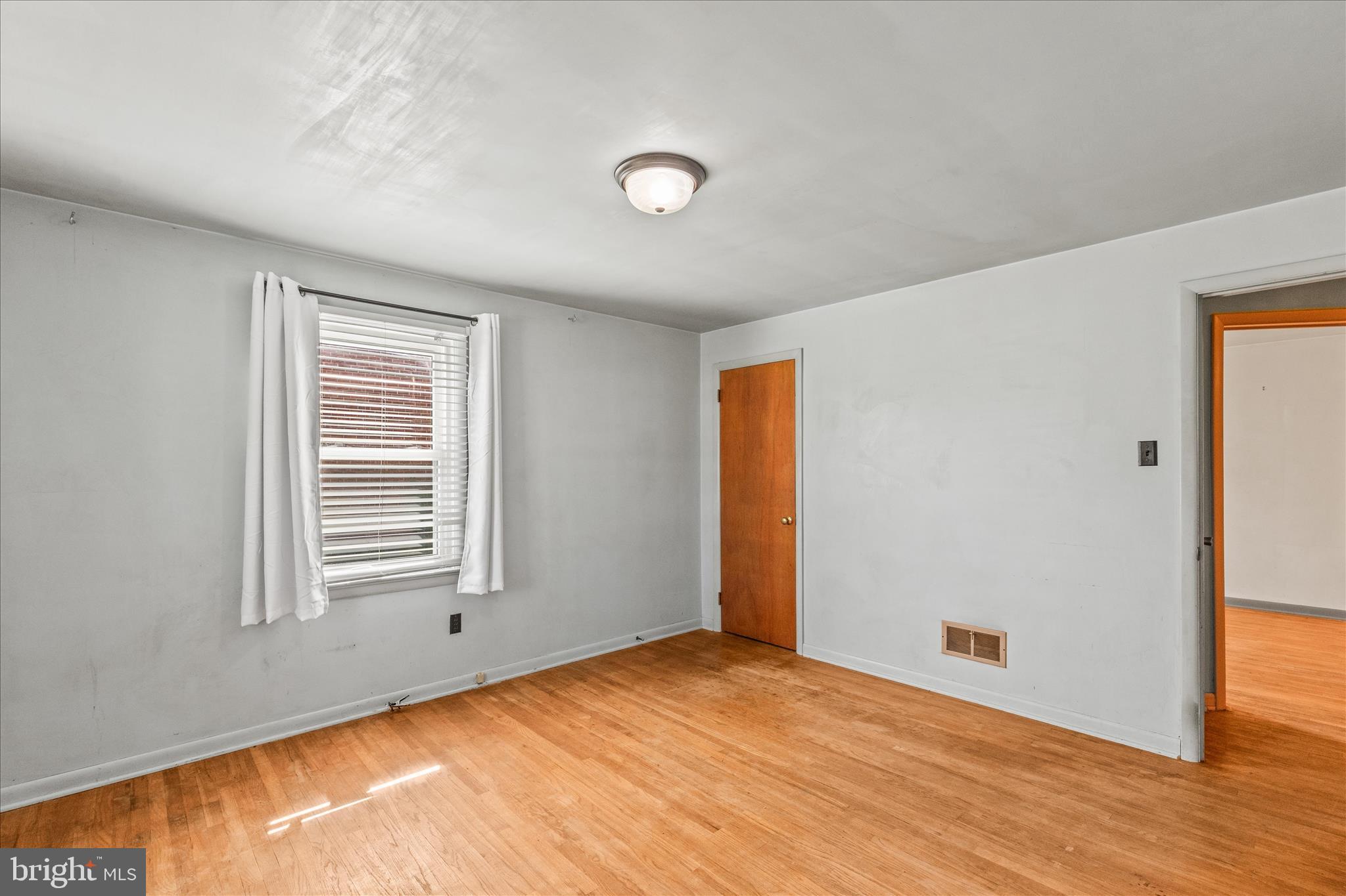WEST YORK - Residential