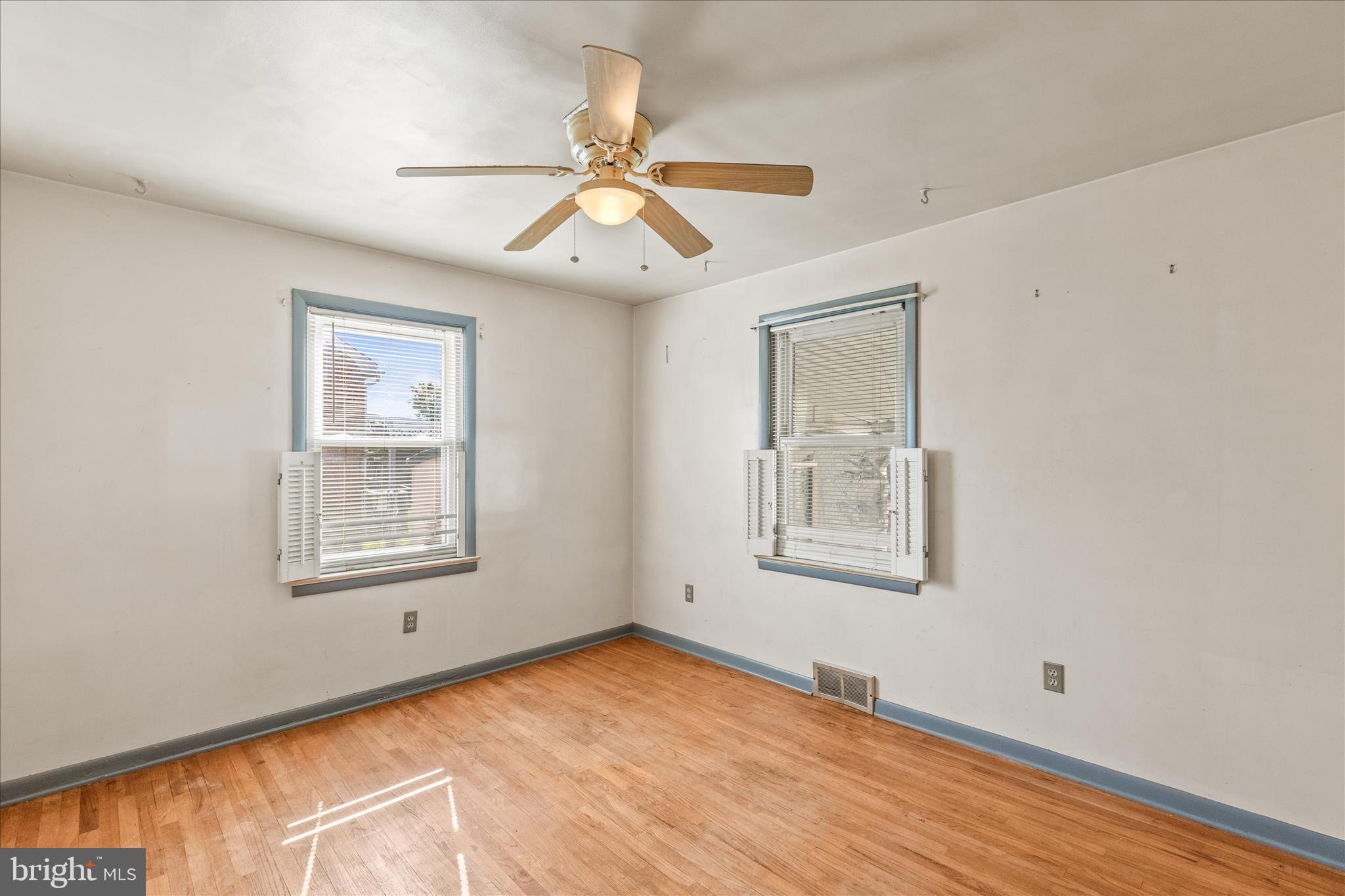 WEST YORK - Residential