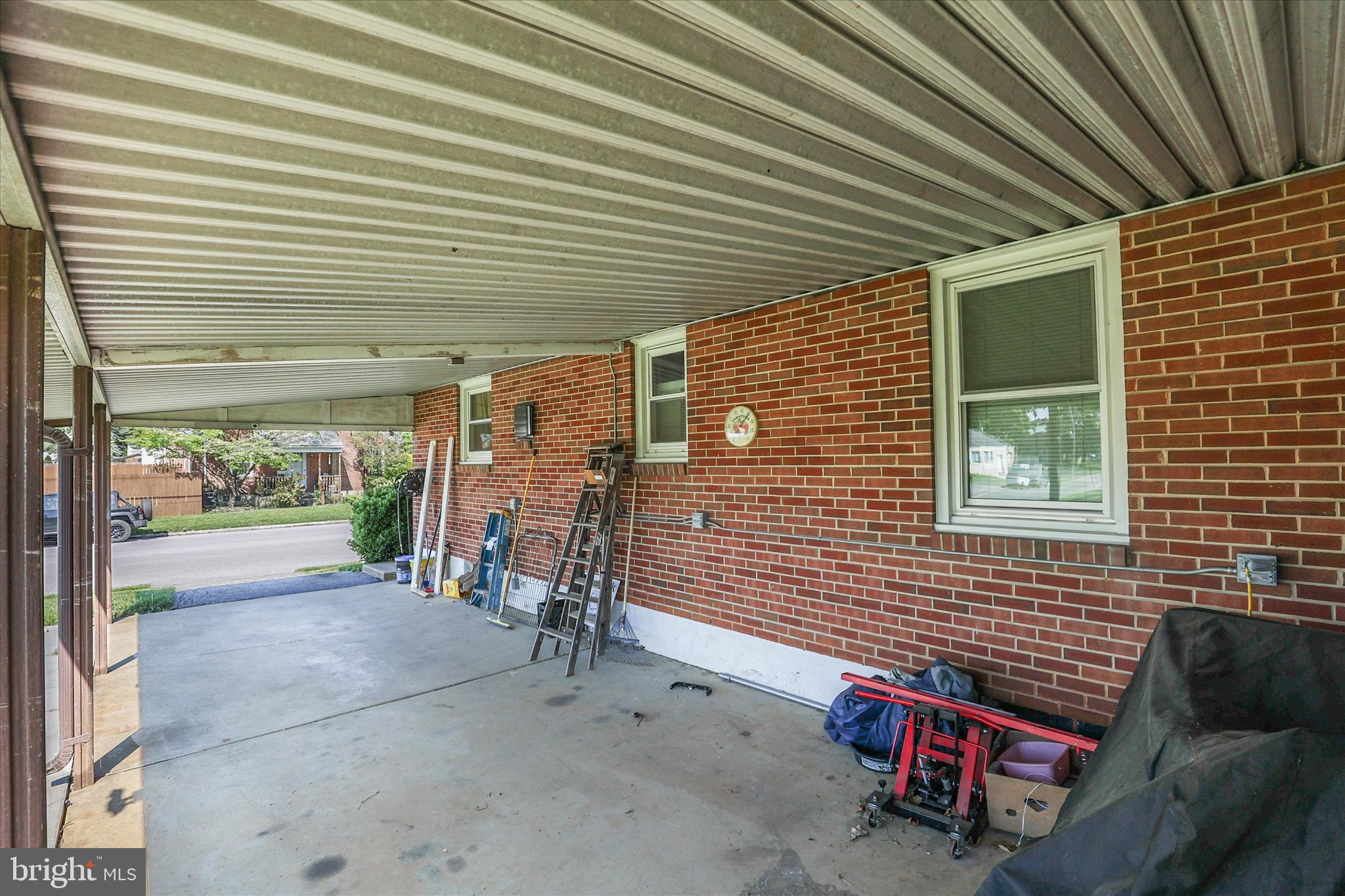 WEST YORK - Residential