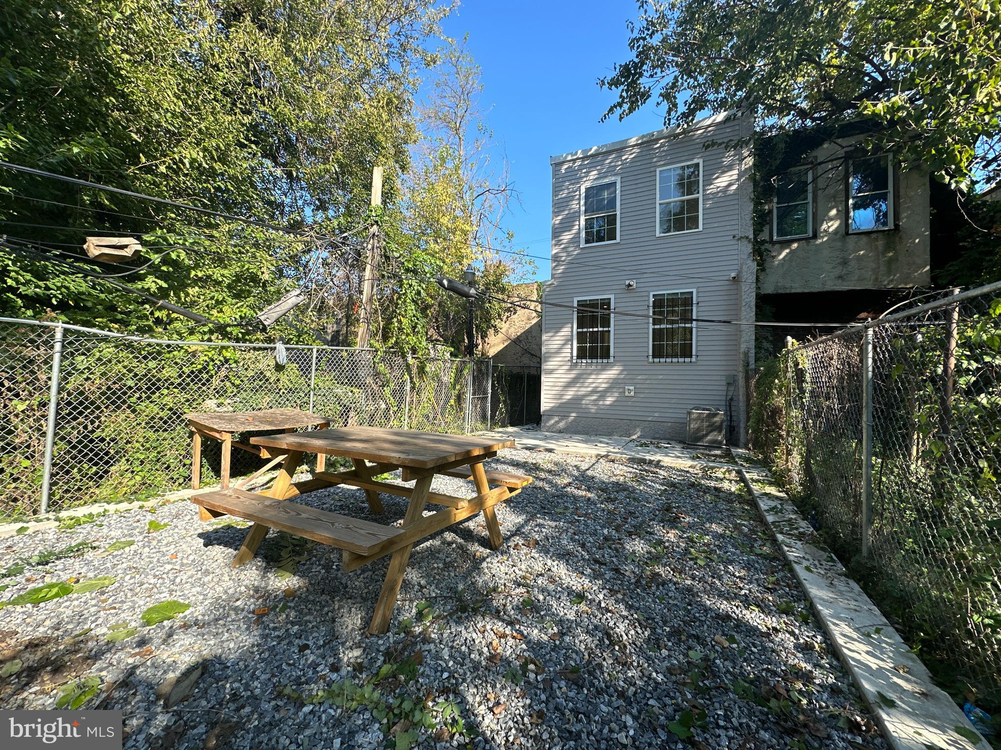 STRAWBERRY MANSION - Residential