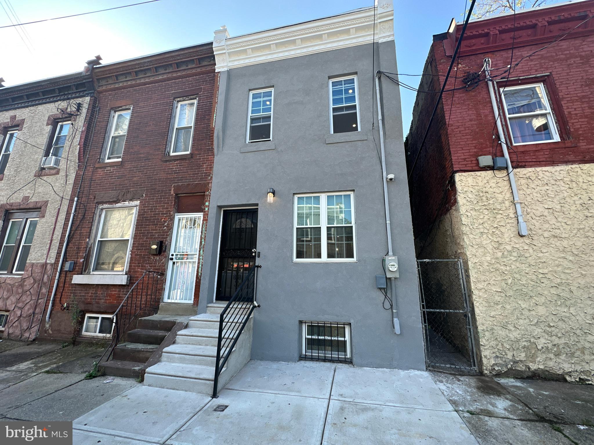 STRAWBERRY MANSION - Residential
