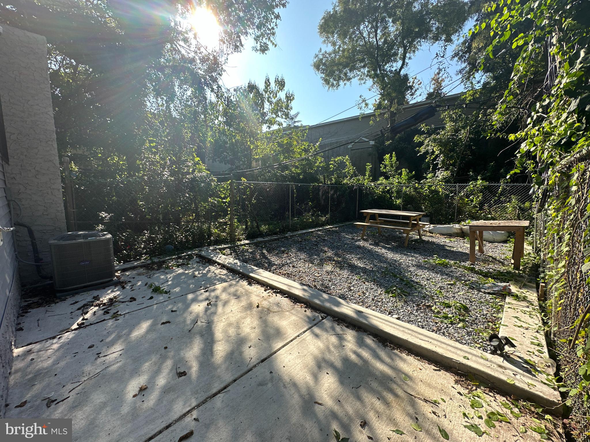 STRAWBERRY MANSION - Residential
