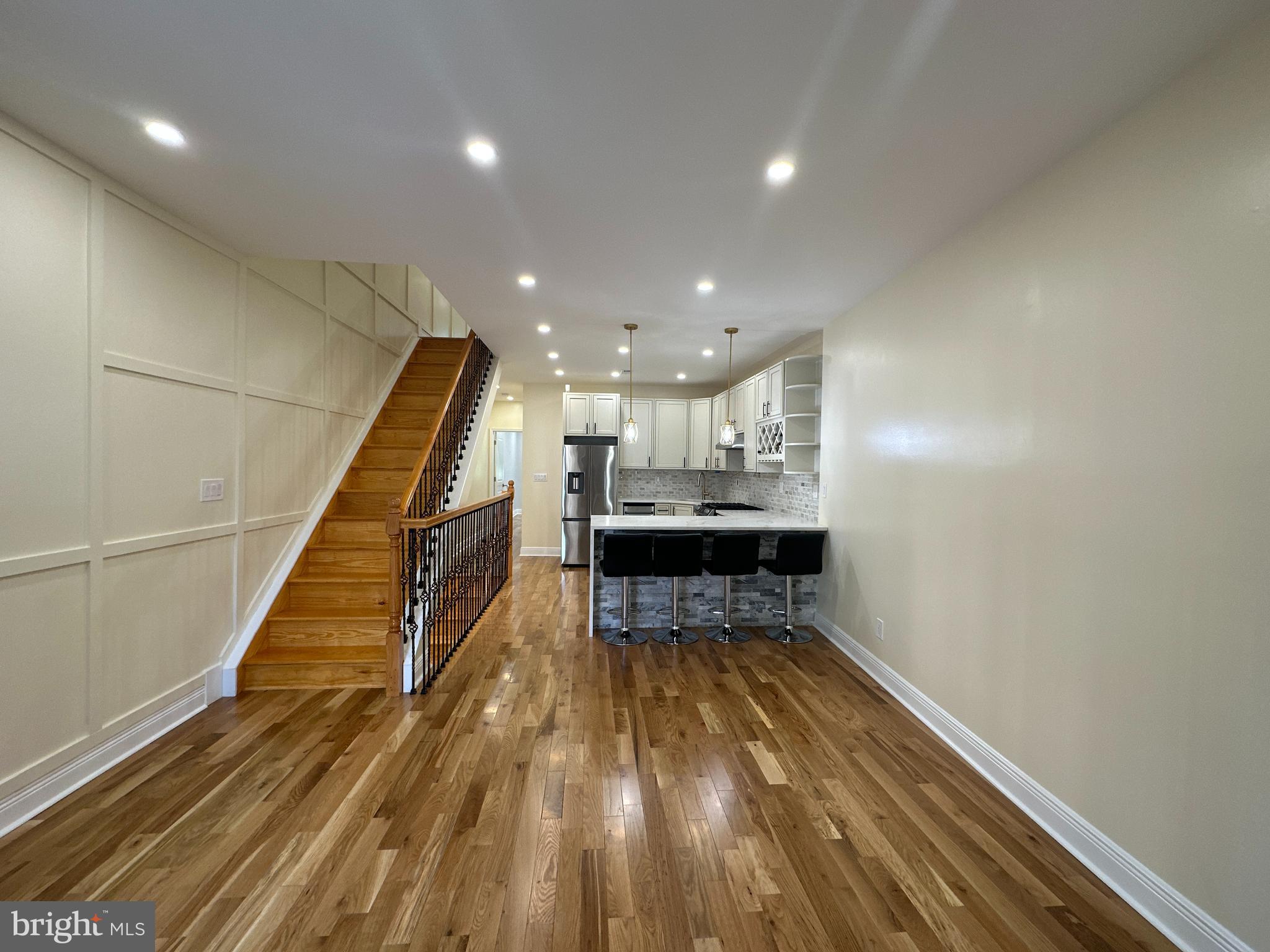STRAWBERRY MANSION - Residential