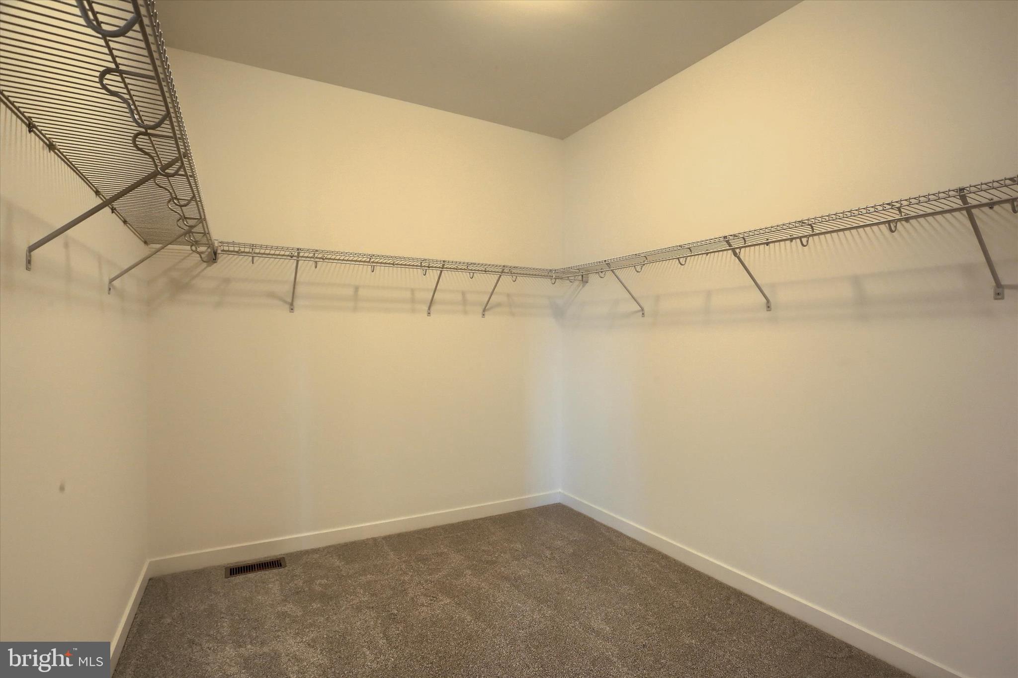 ROCKVILLE ESTATES - Residential