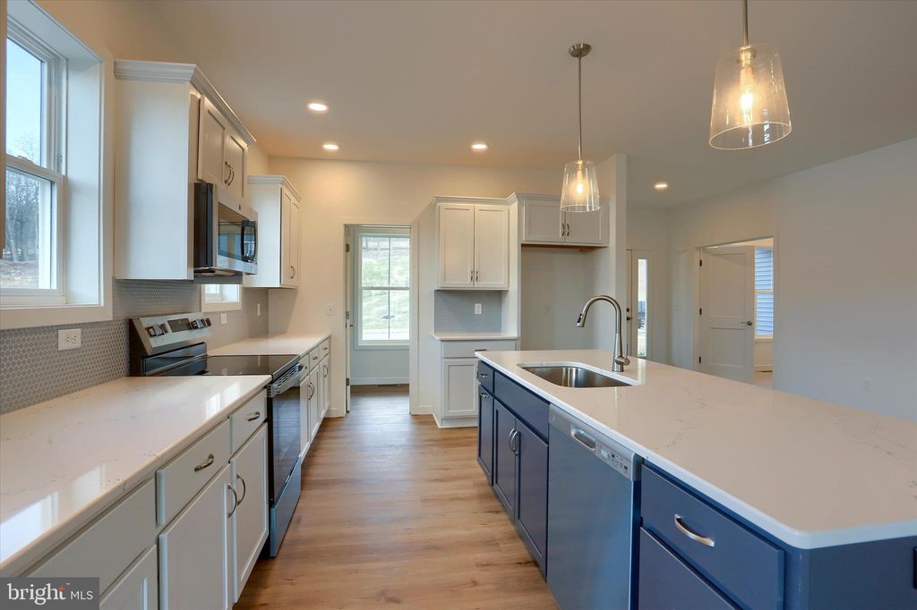 Photo of 183 W Stewart Court, MARYSVILLE, PA 17053 (MLS # PAPY2008406)