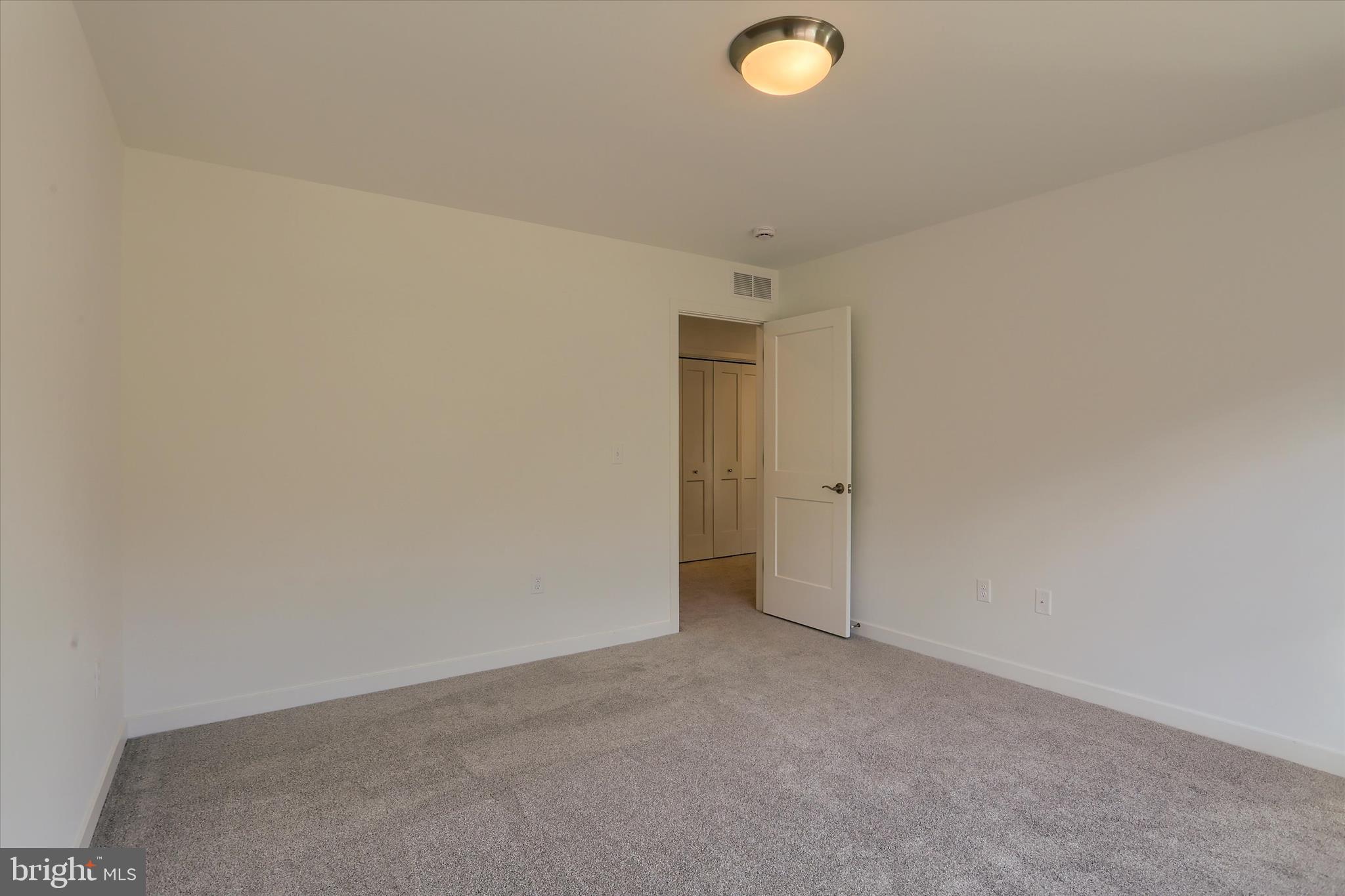 ROCKVILLE ESTATES - Residential