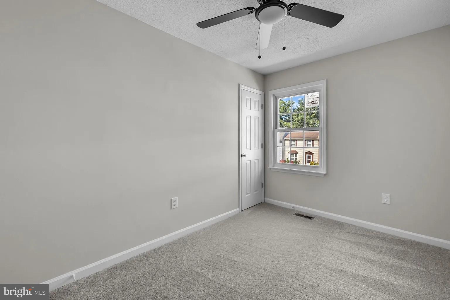 MANASSAS PARK VILLAGE - Residential Lease