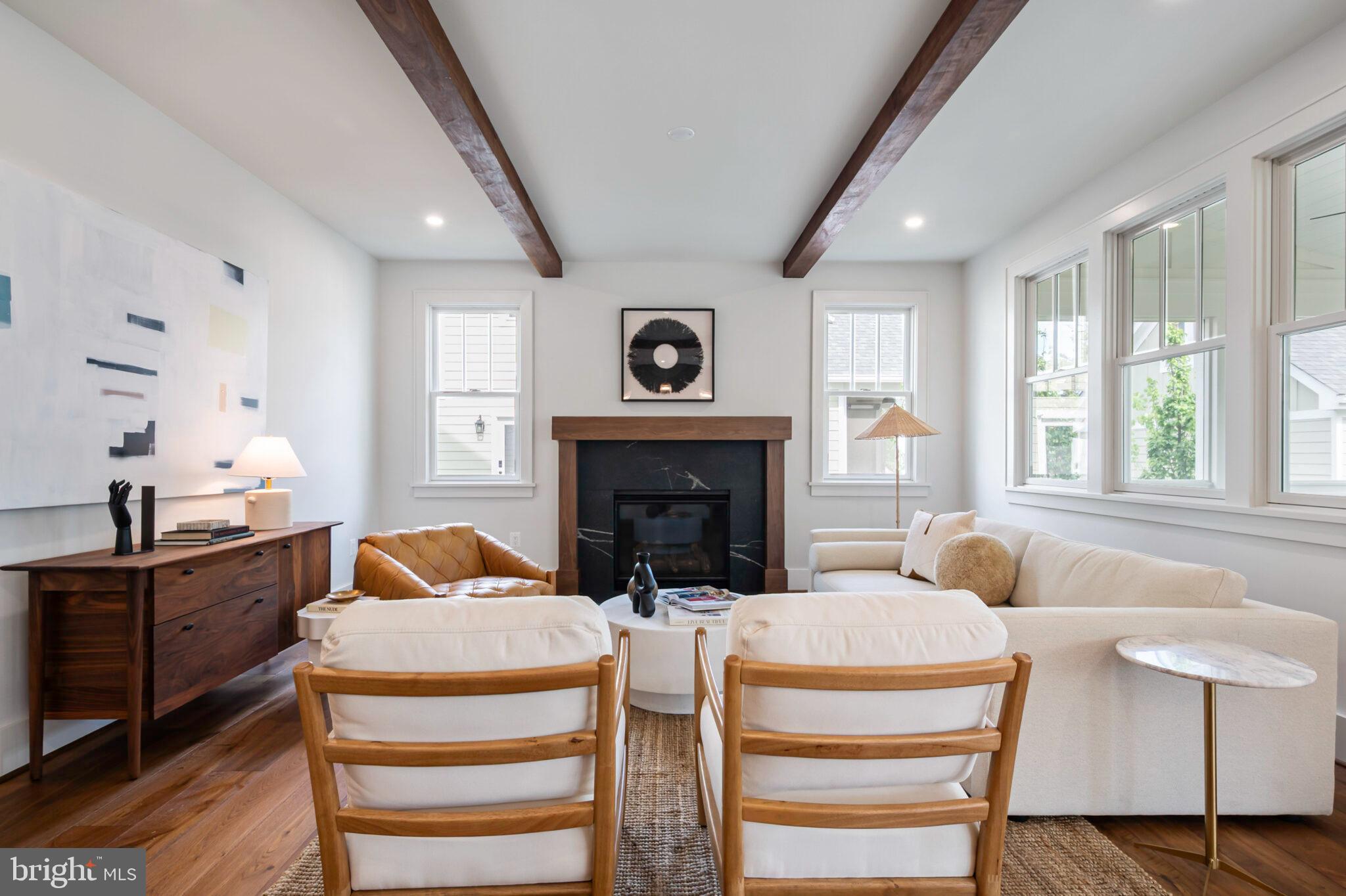 DEL RAY - Residential