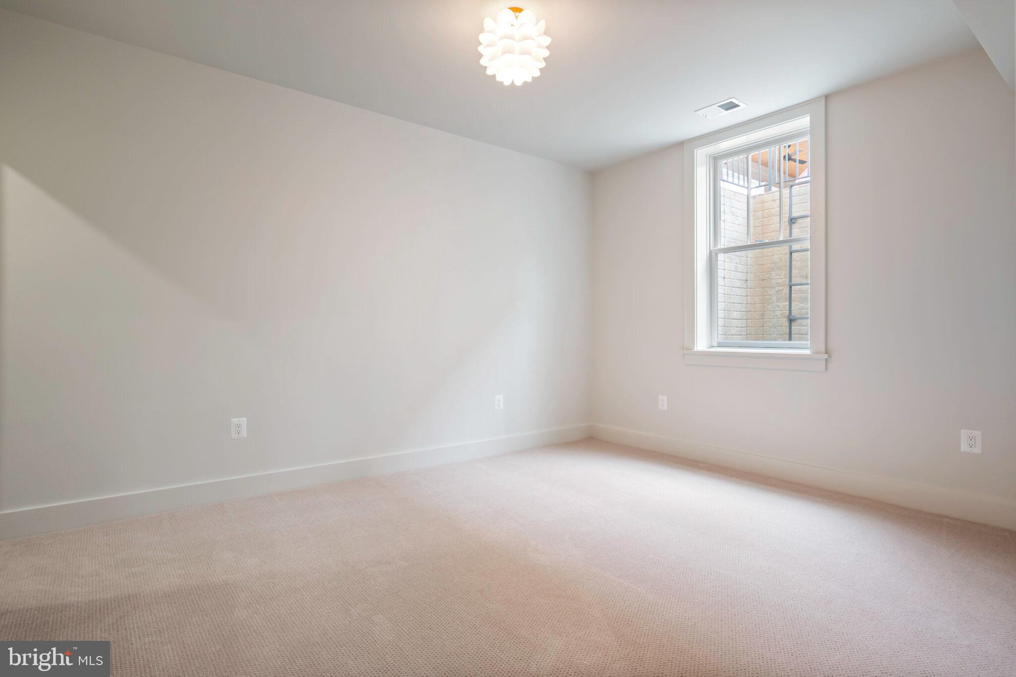 DEL RAY - Residential