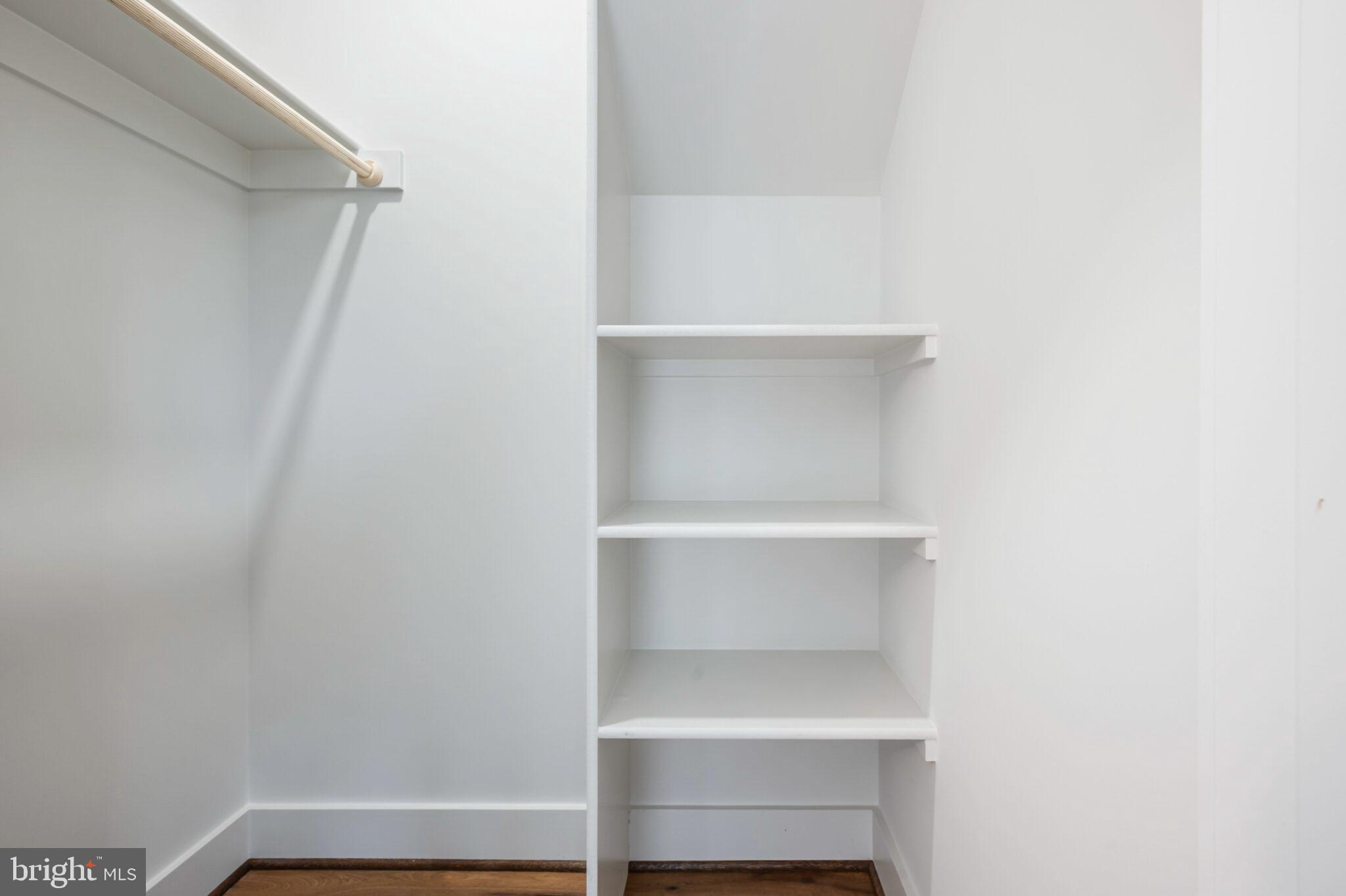 DEL RAY - Residential