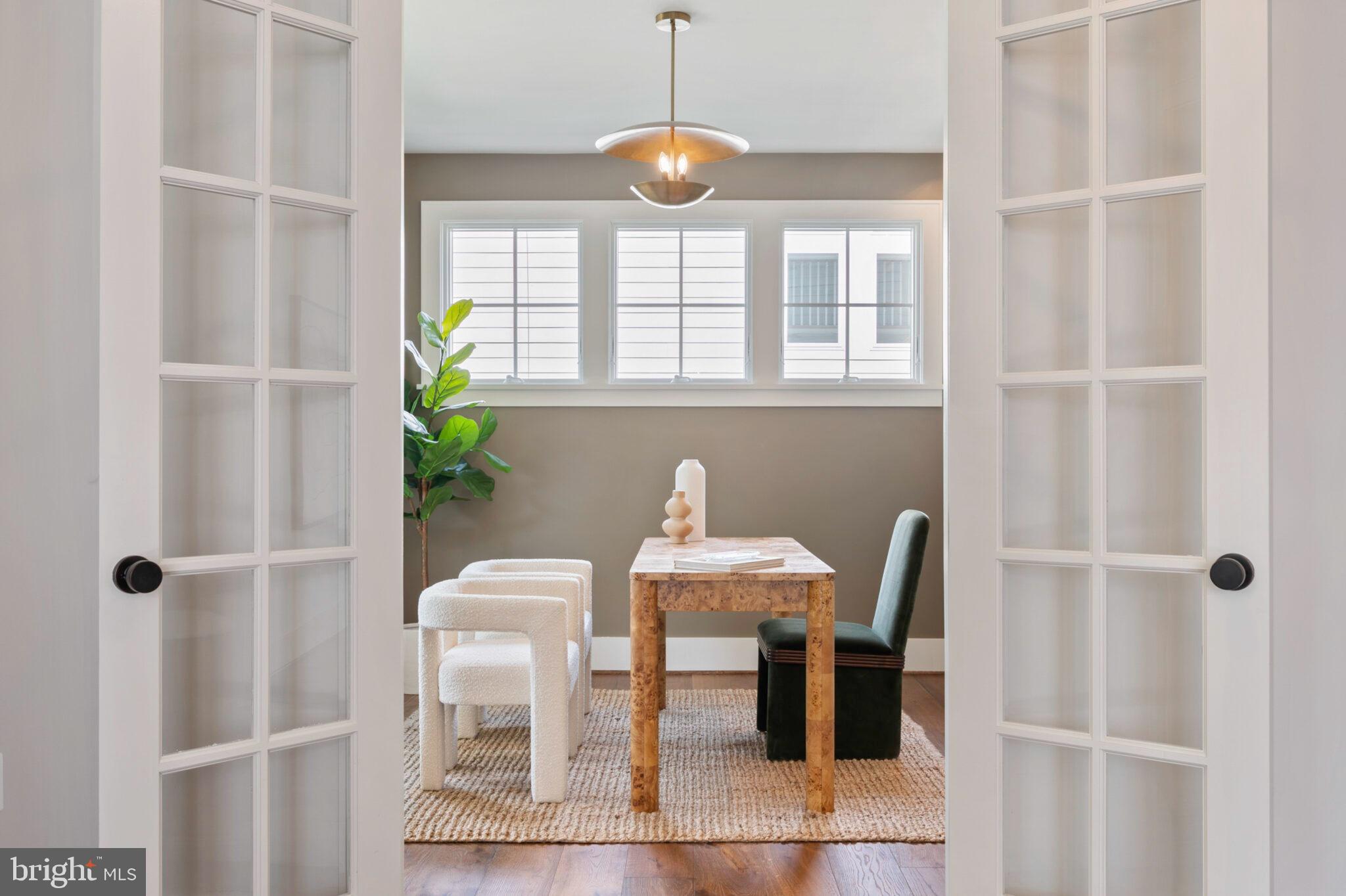 DEL RAY - Residential