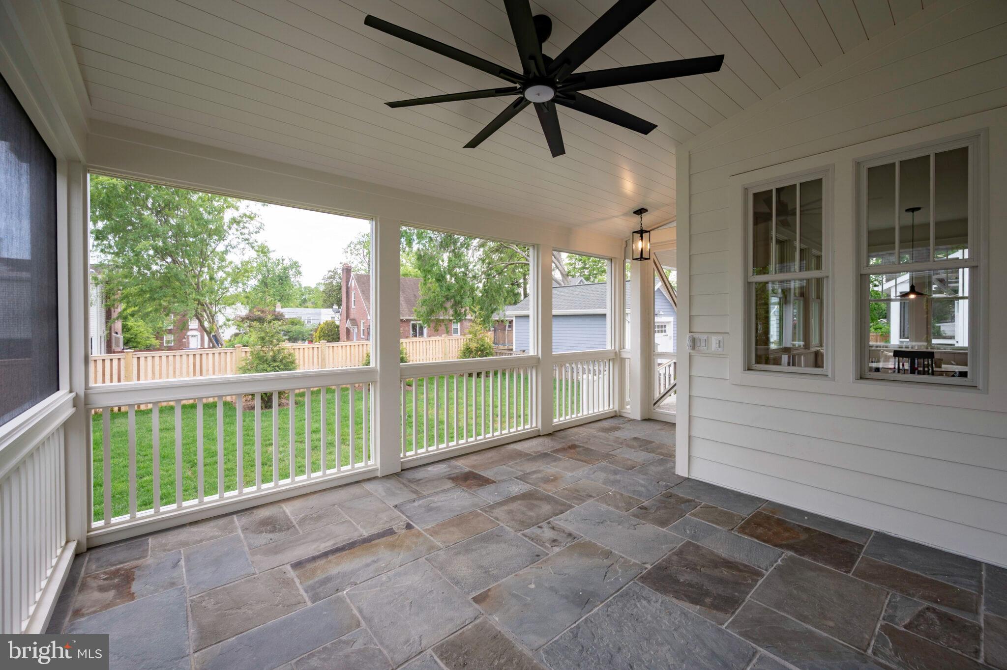 DEL RAY - Residential