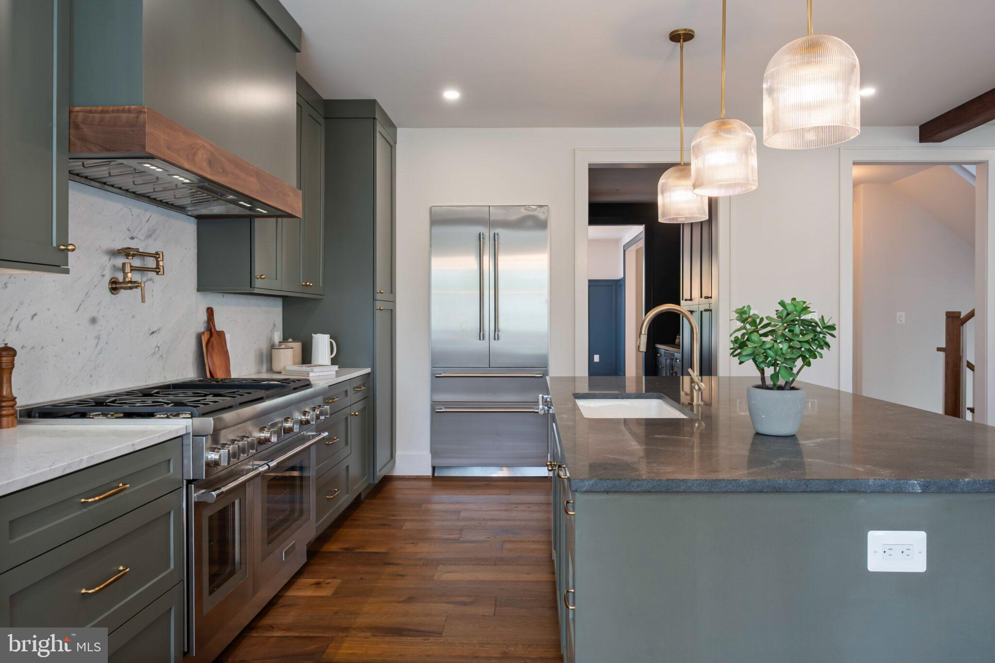 DEL RAY - Residential