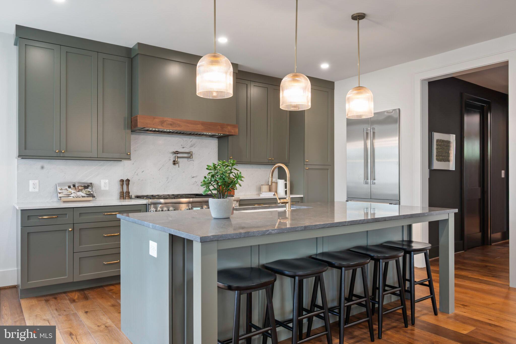 DEL RAY - Residential