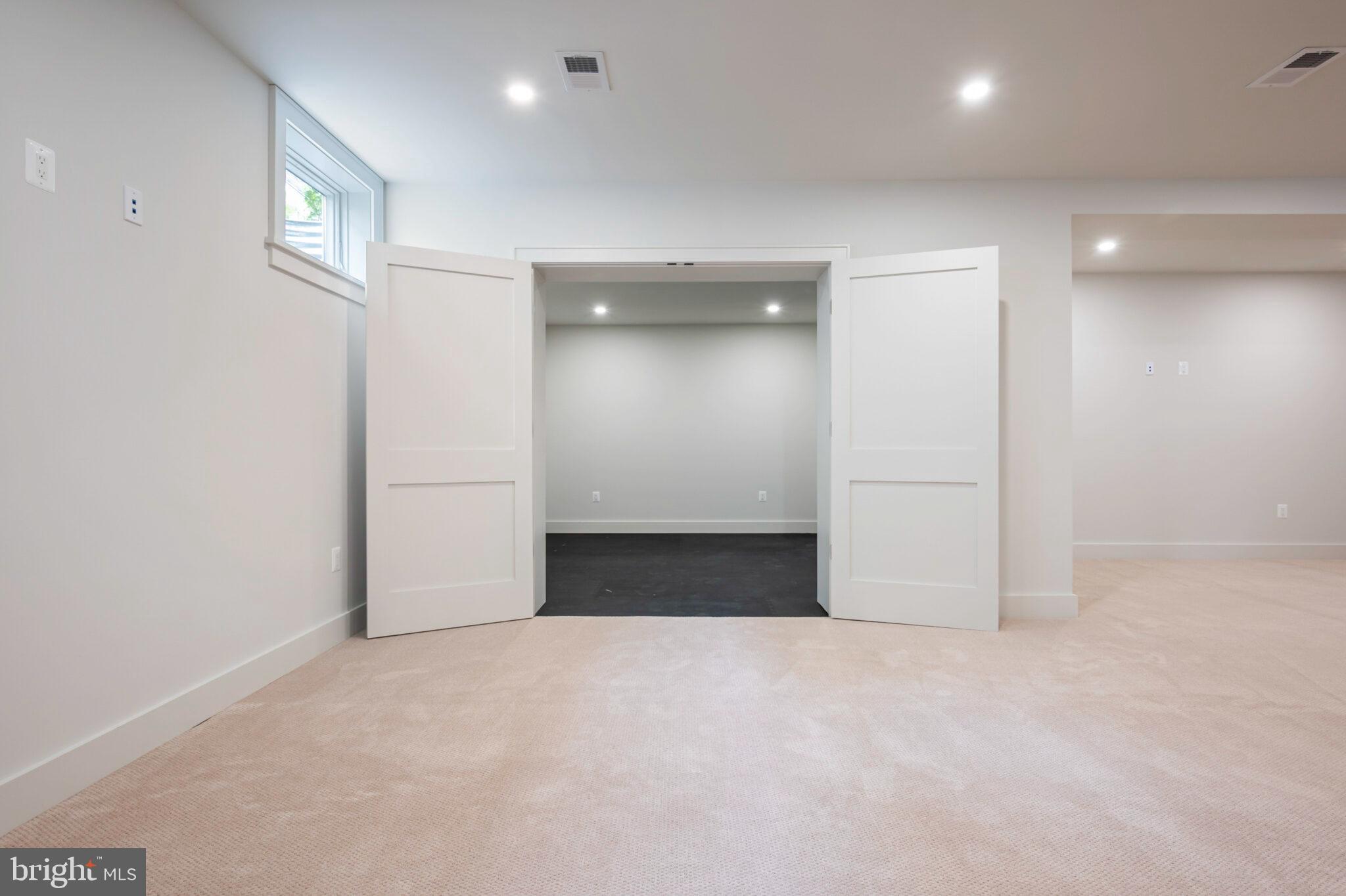 DEL RAY - Residential