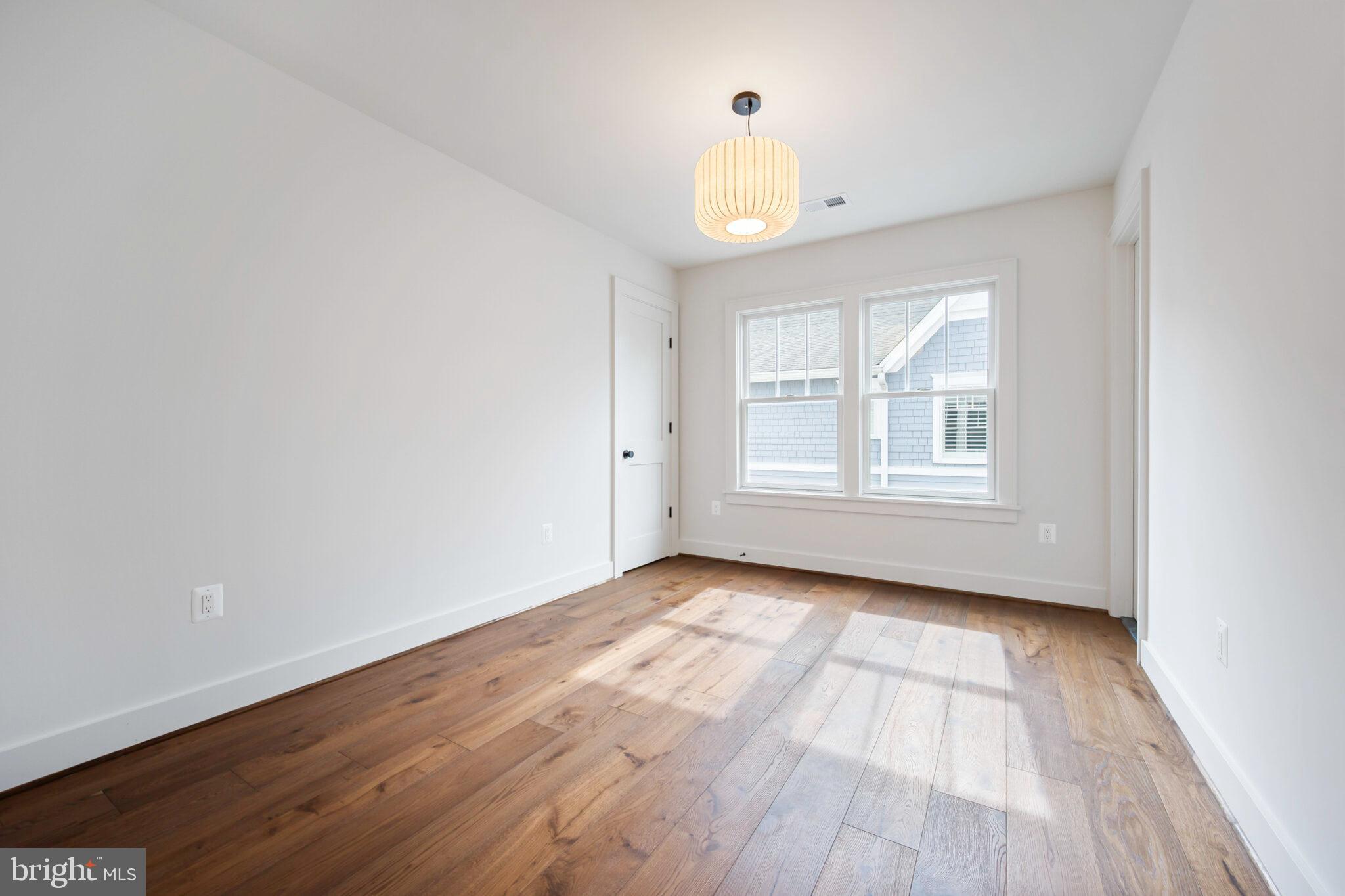 DEL RAY - Residential