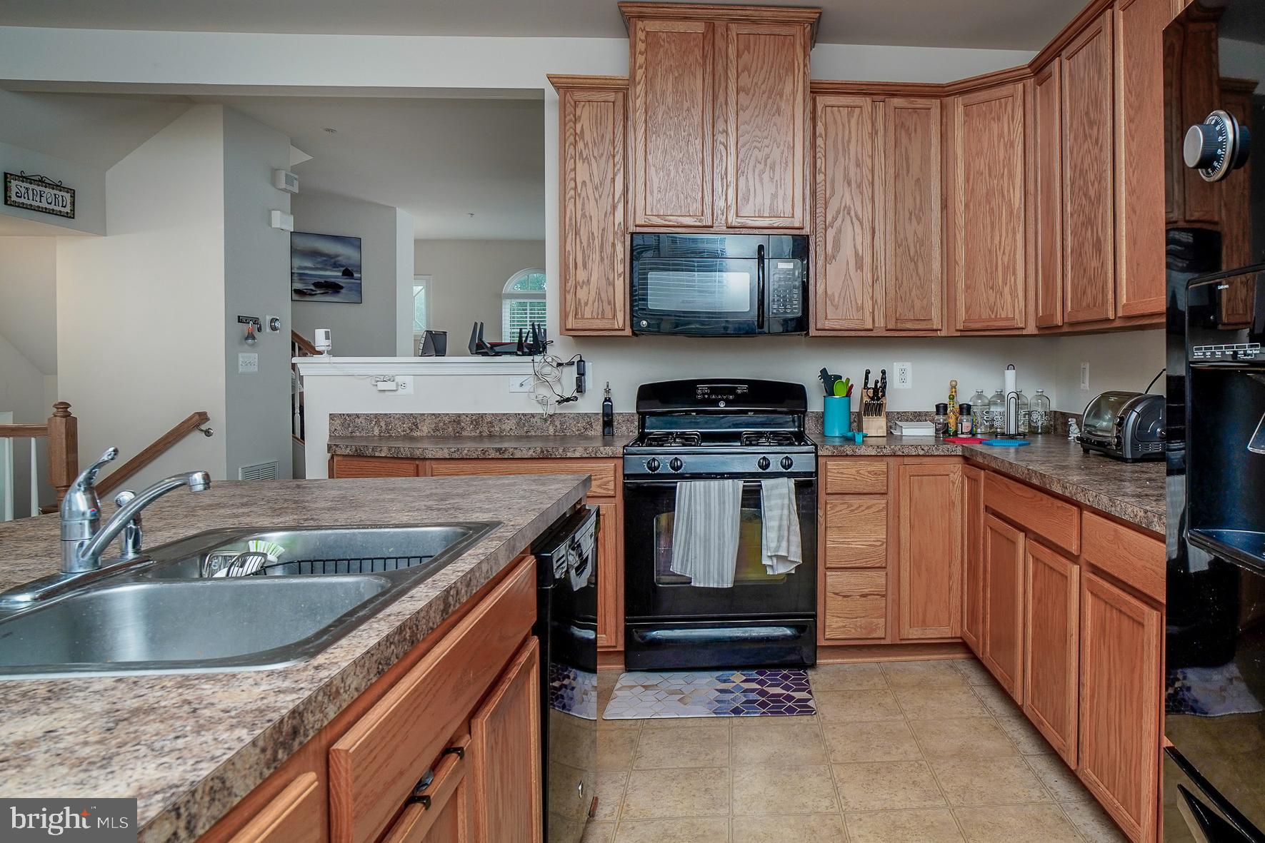 ADDISON ROAD SOUTH - Residential