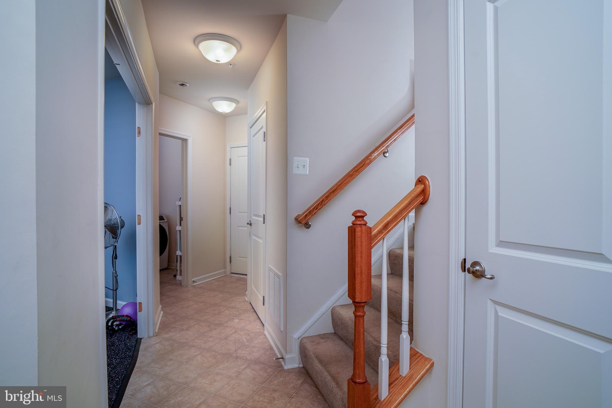 ADDISON ROAD SOUTH - Residential