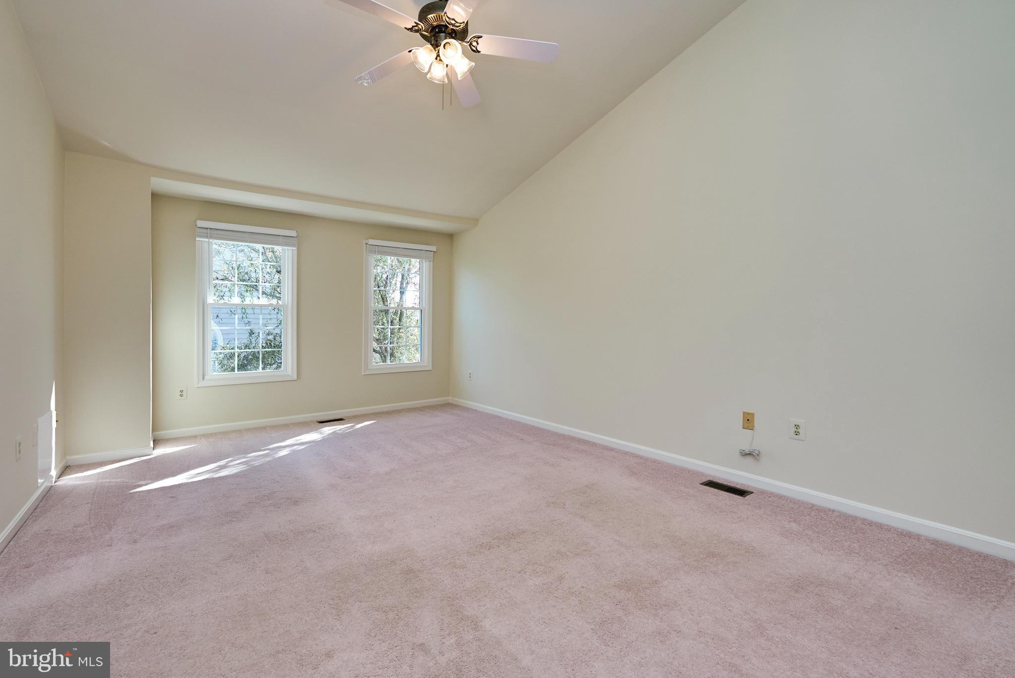 KINGSTOWNE - Residential