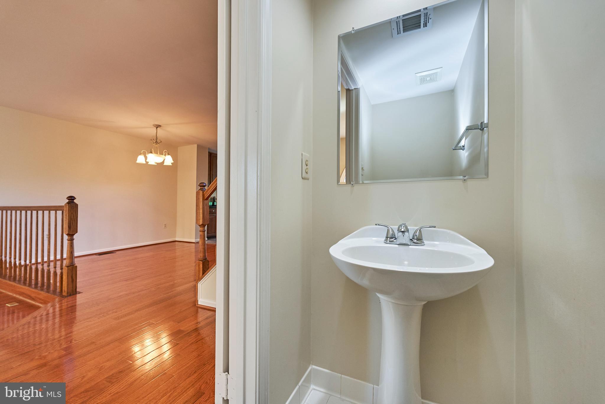 KINGSTOWNE - Residential