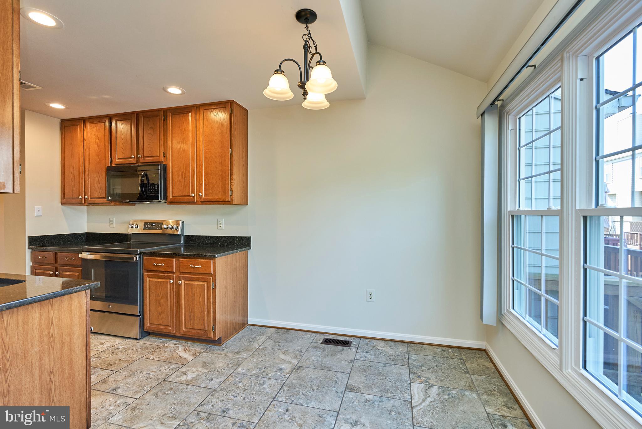 KINGSTOWNE - Residential