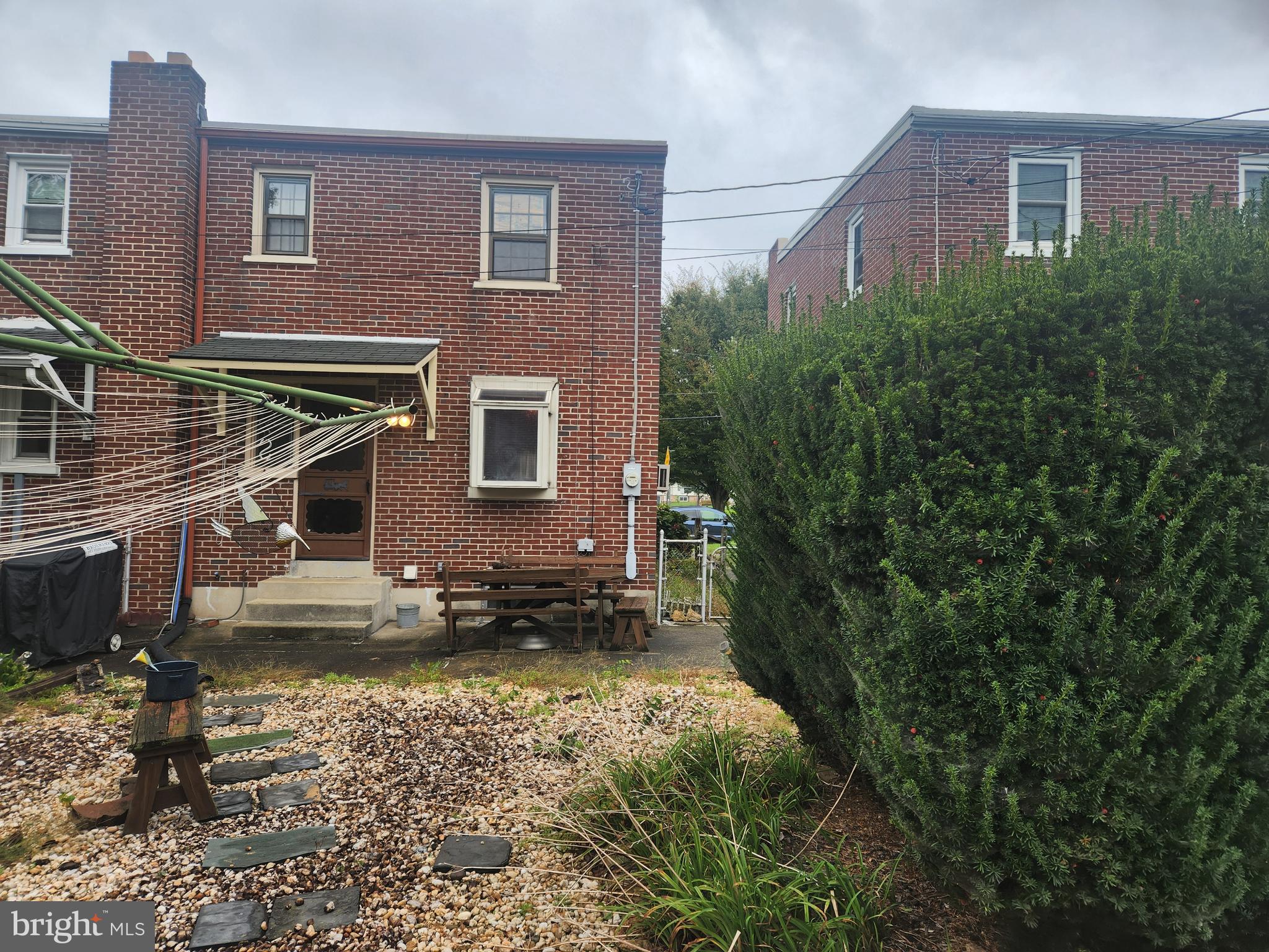 1052 UNION STREET