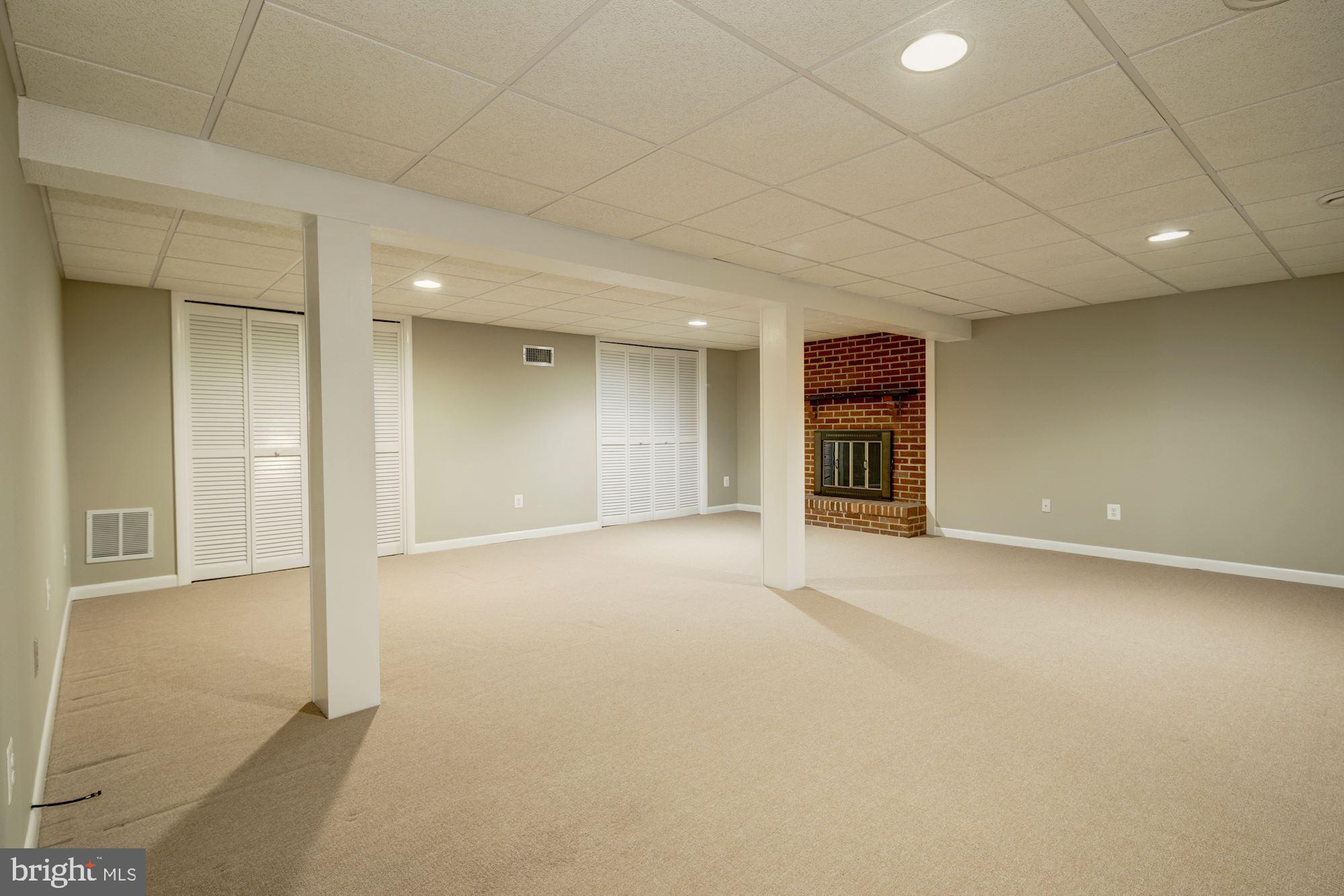 WOODCREST - Residential