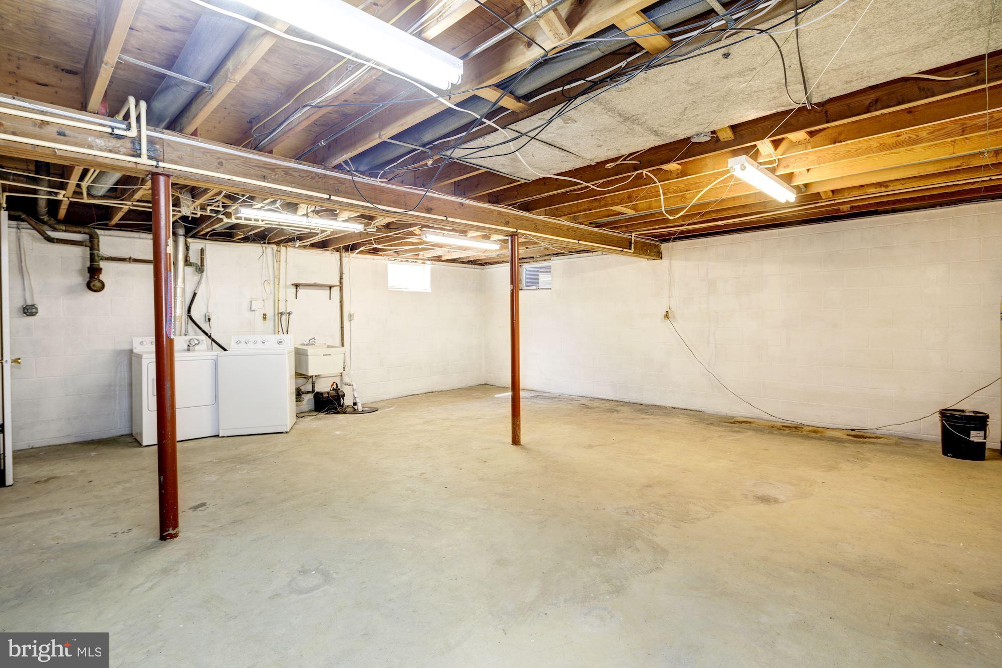 WOODCREST - Residential