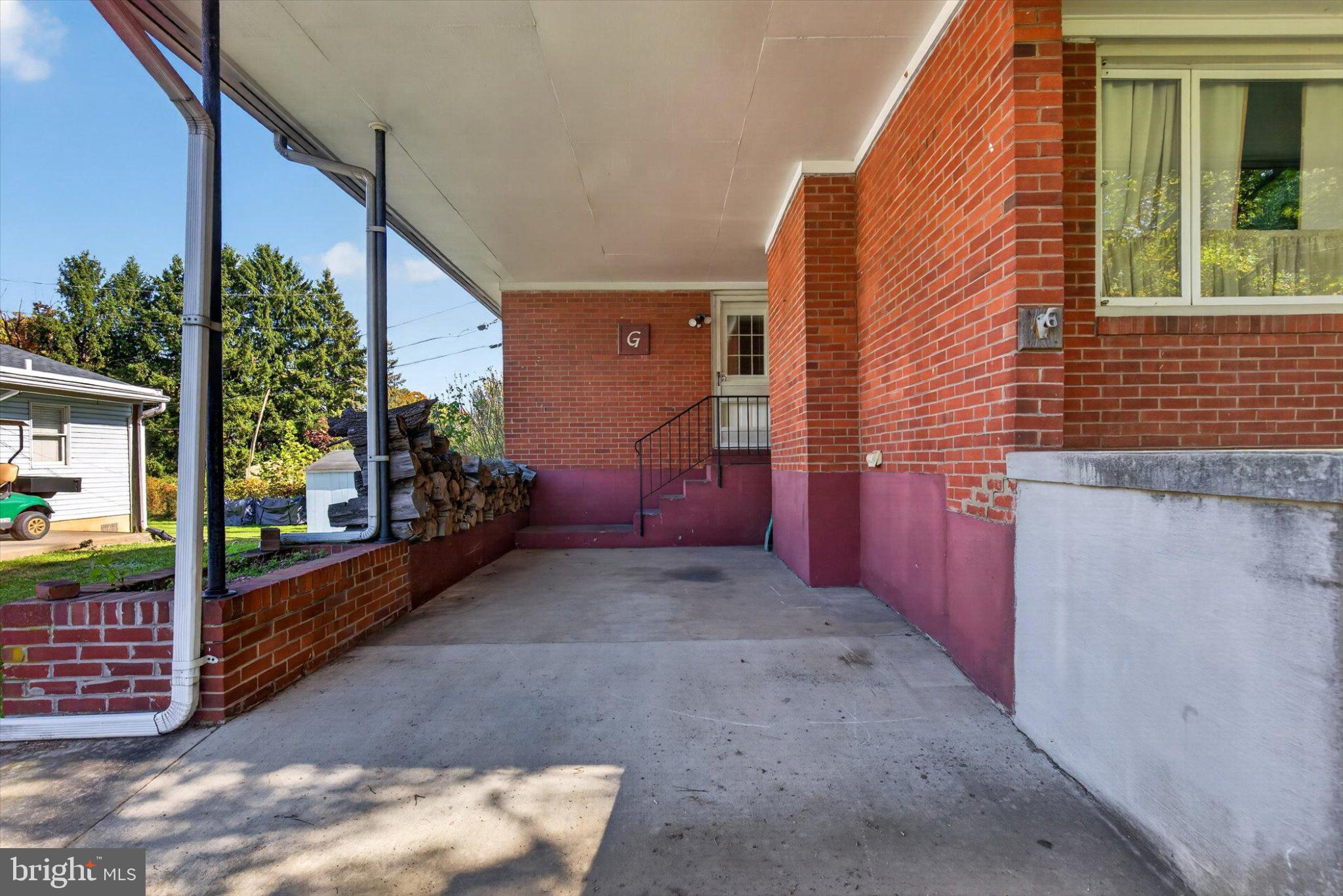 501 N PROGRESS AVENUE