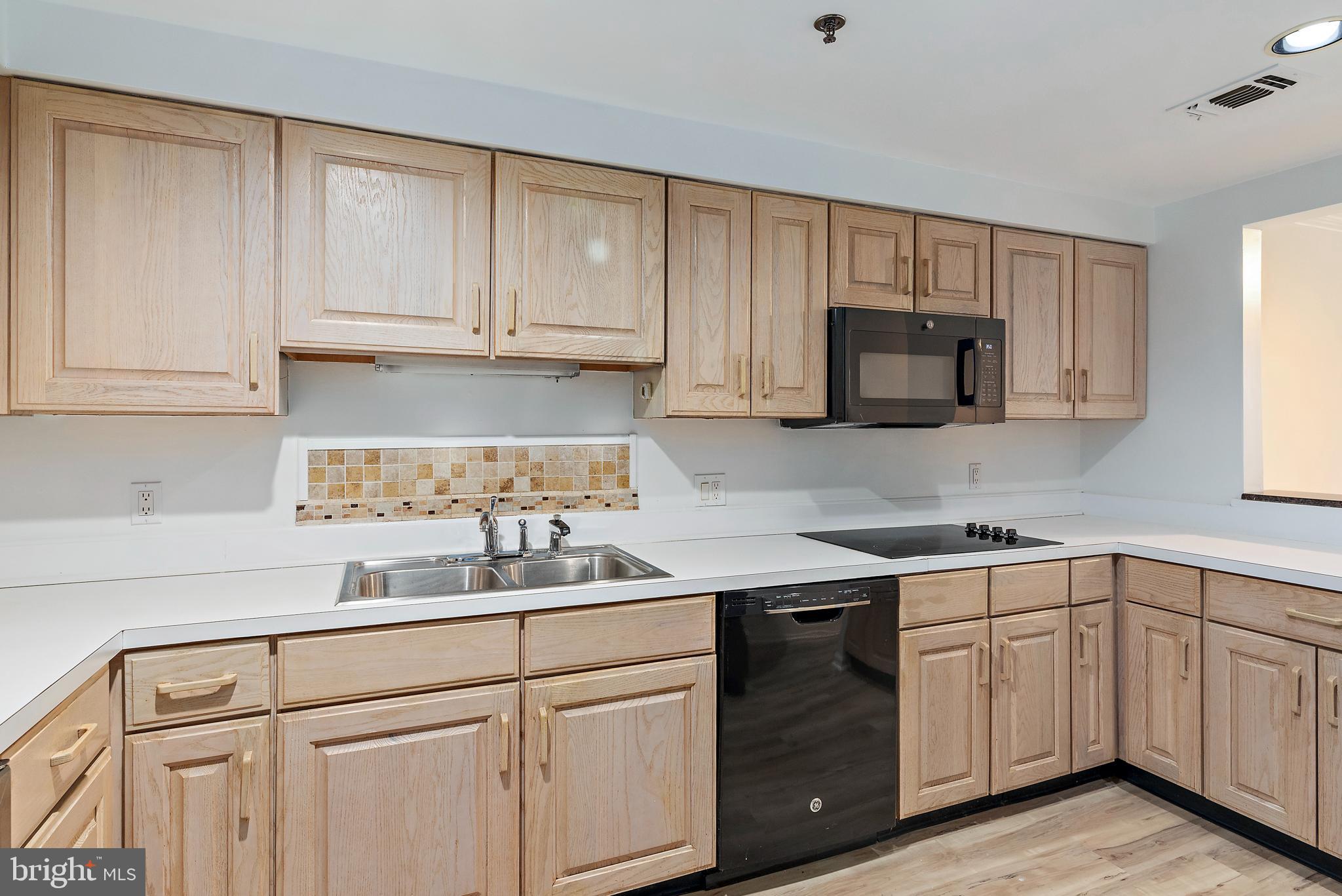 HERITAGE HARBOUR - Residential