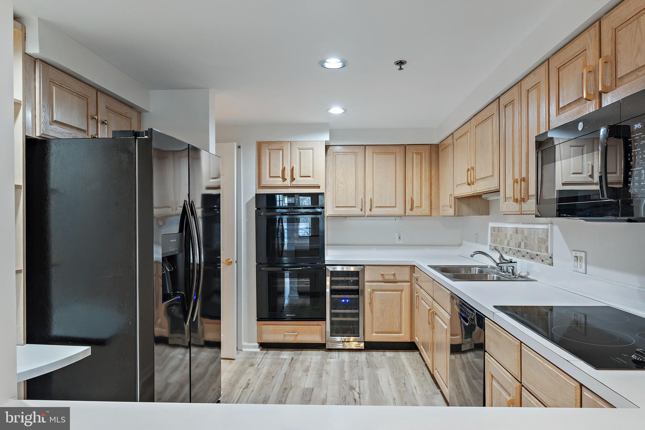 HERITAGE HARBOUR - Residential