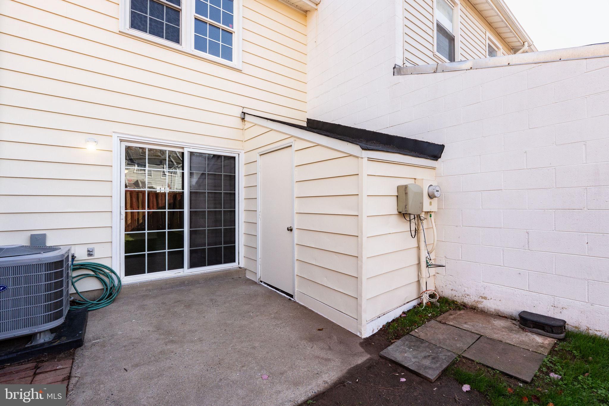 STONERIDGE - Residential Lease