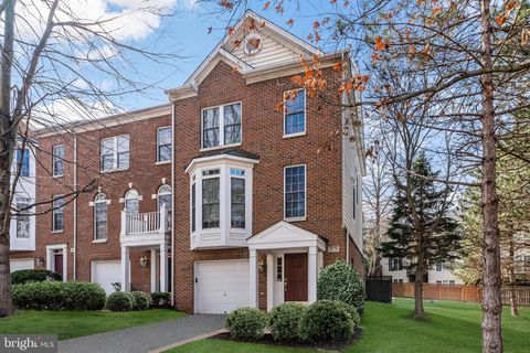 4176 LOWER PARK DRIVE FAIRFAX VA 22030