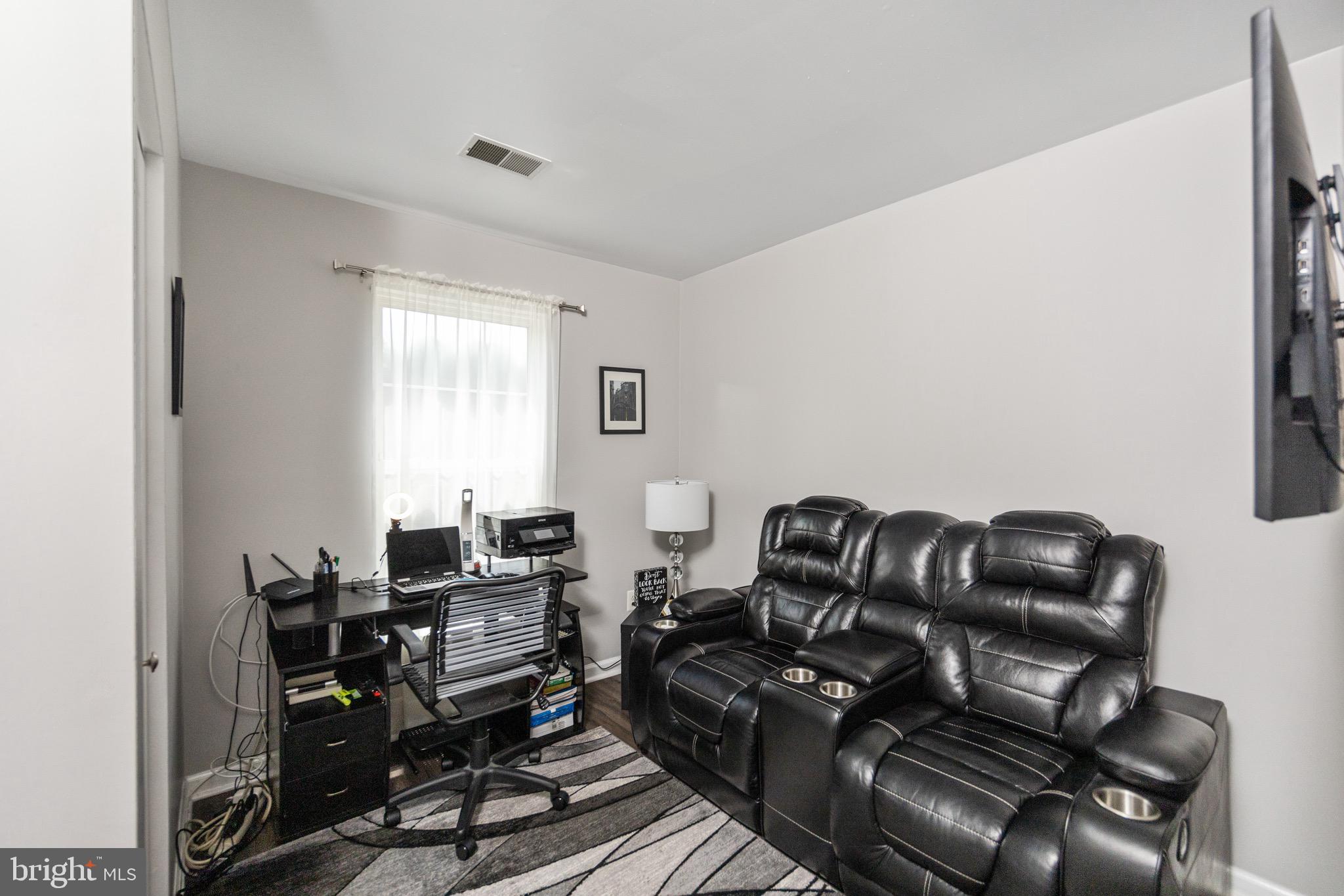 MARLTON TOWN CENTER - Residential Lease