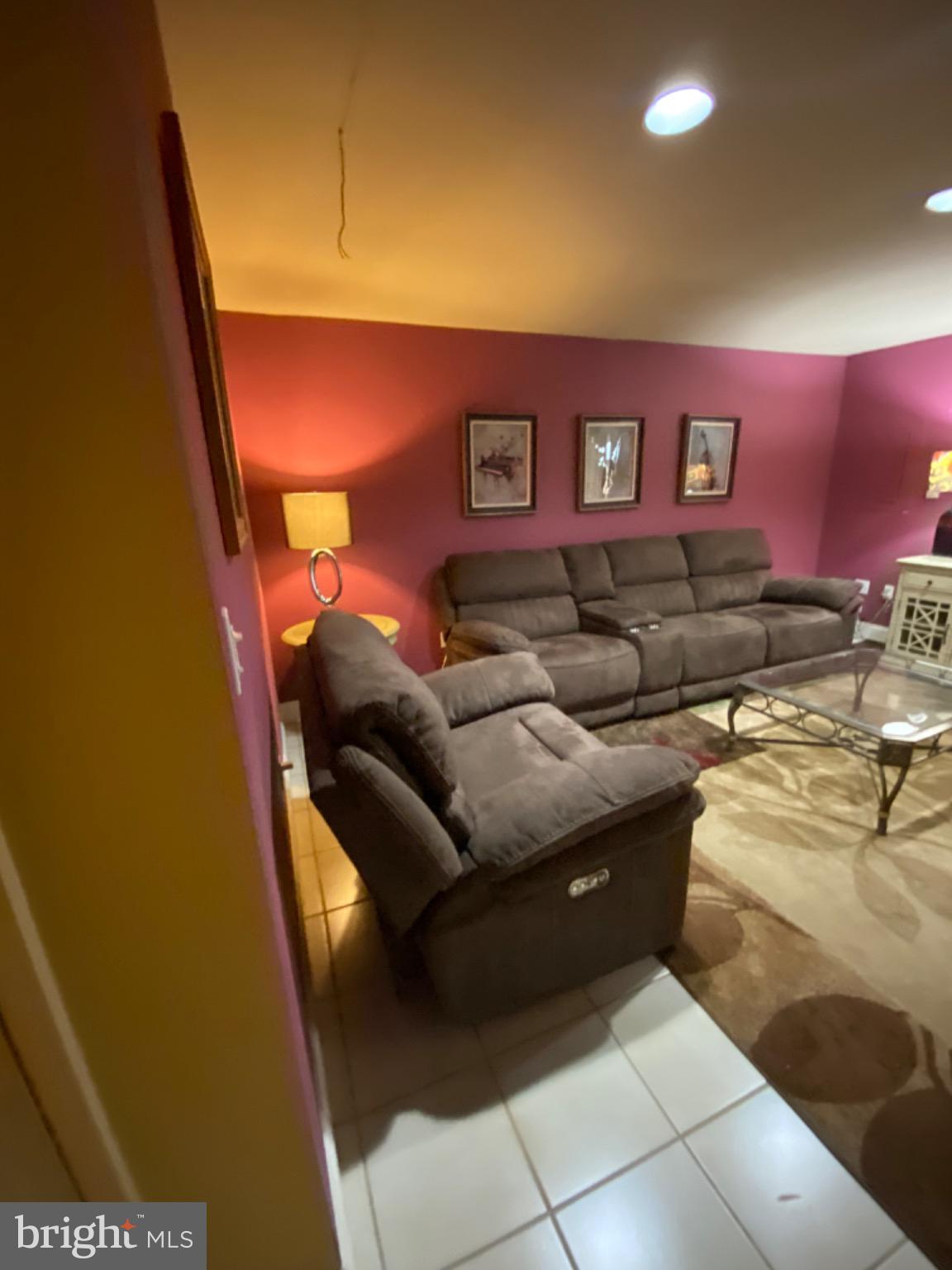 BONIFANT WOODS - Residential