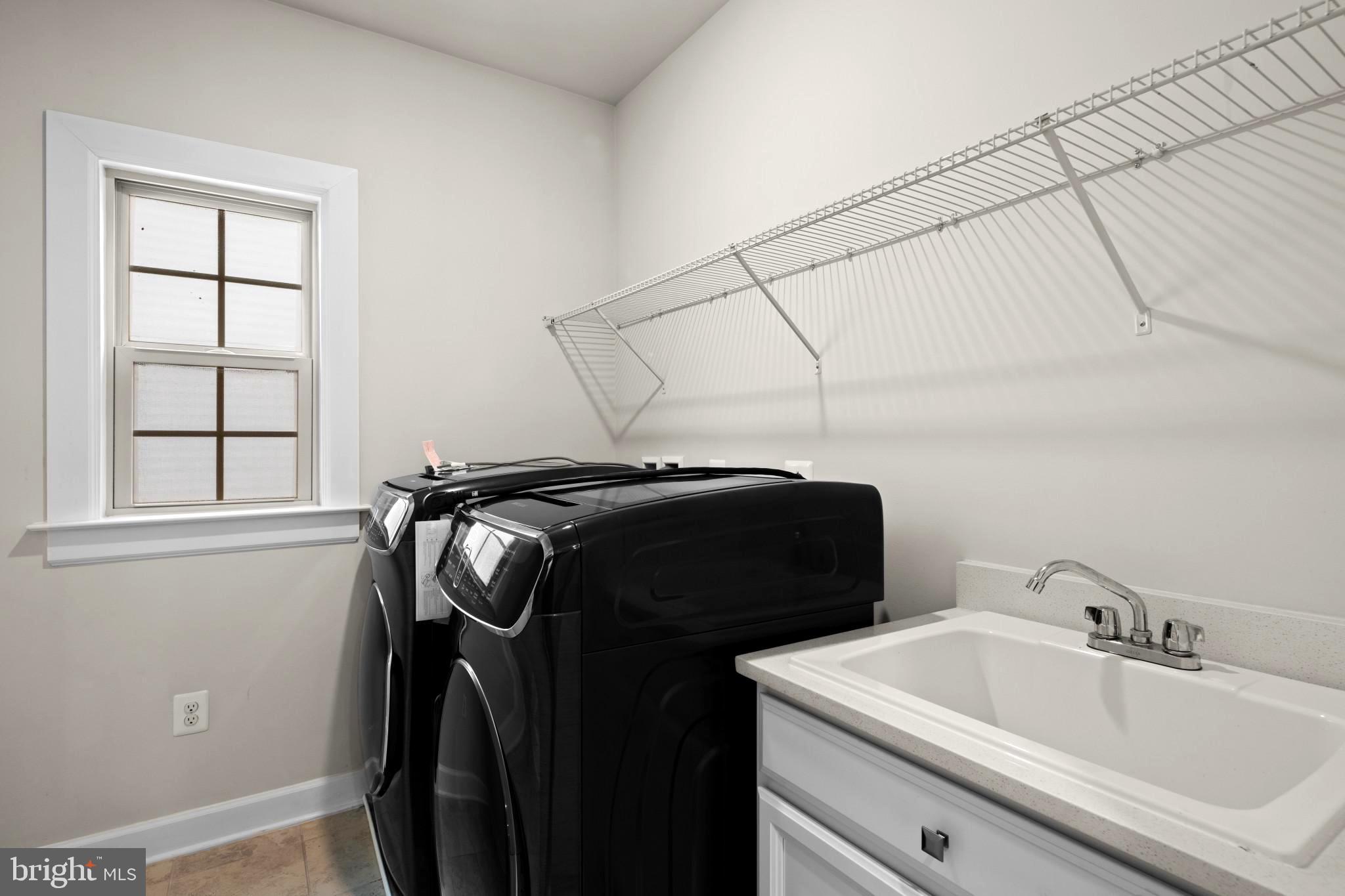 CEDAR CREEK - Residential