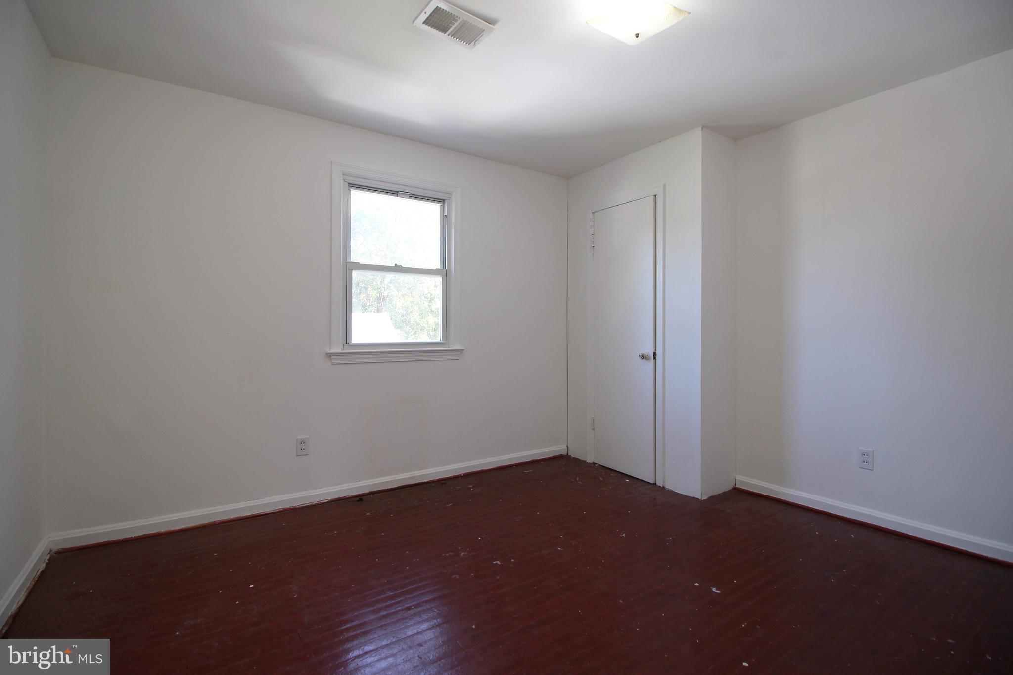 SILVER SPRING - Residential