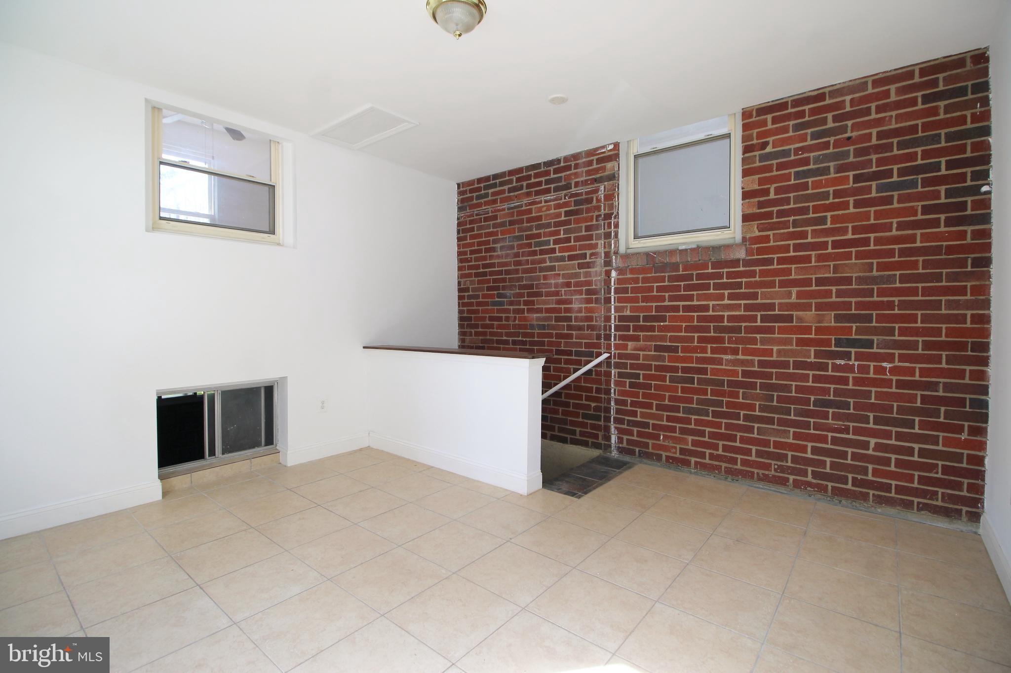 SILVER SPRING - Residential