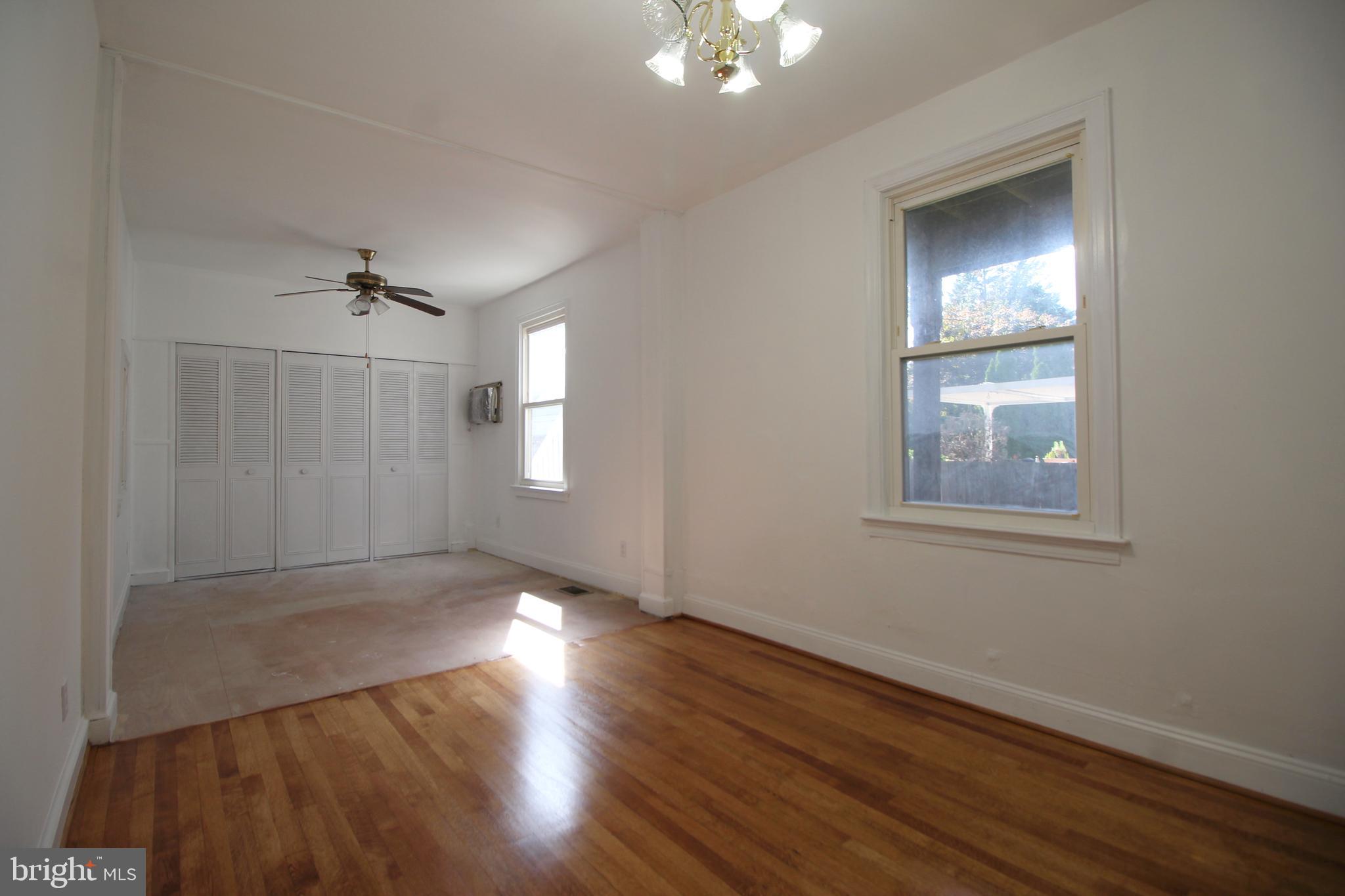 SILVER SPRING - Residential