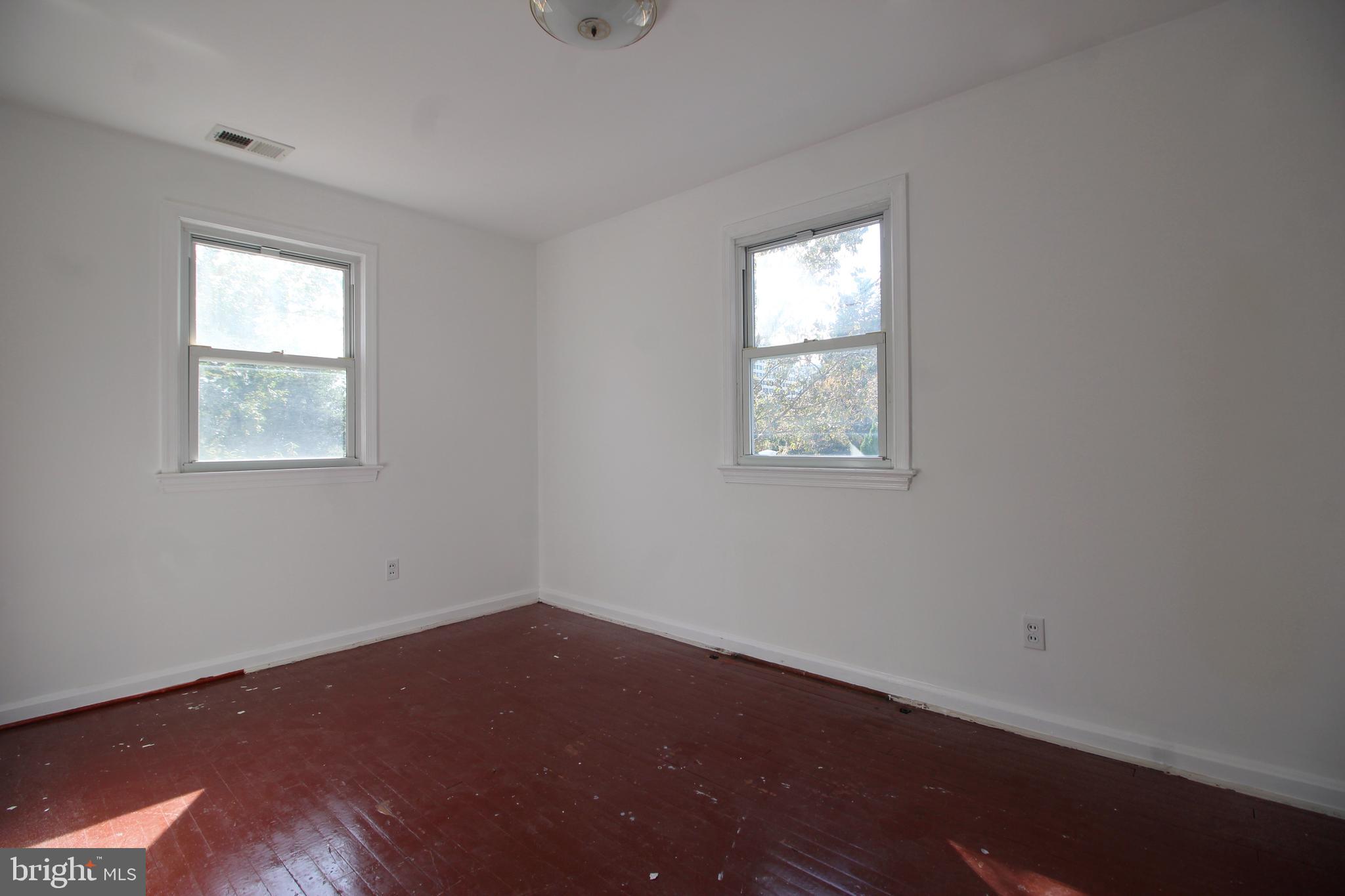 SILVER SPRING - Residential