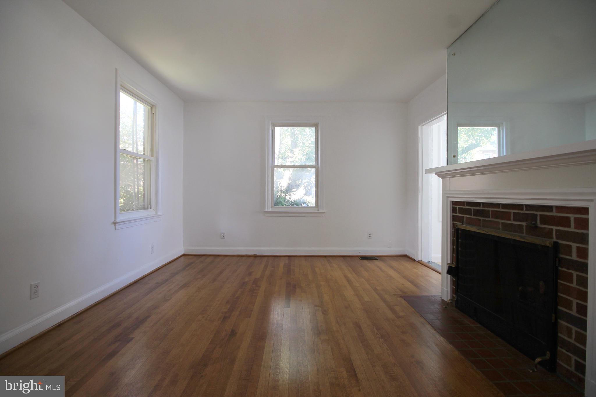 SILVER SPRING - Residential