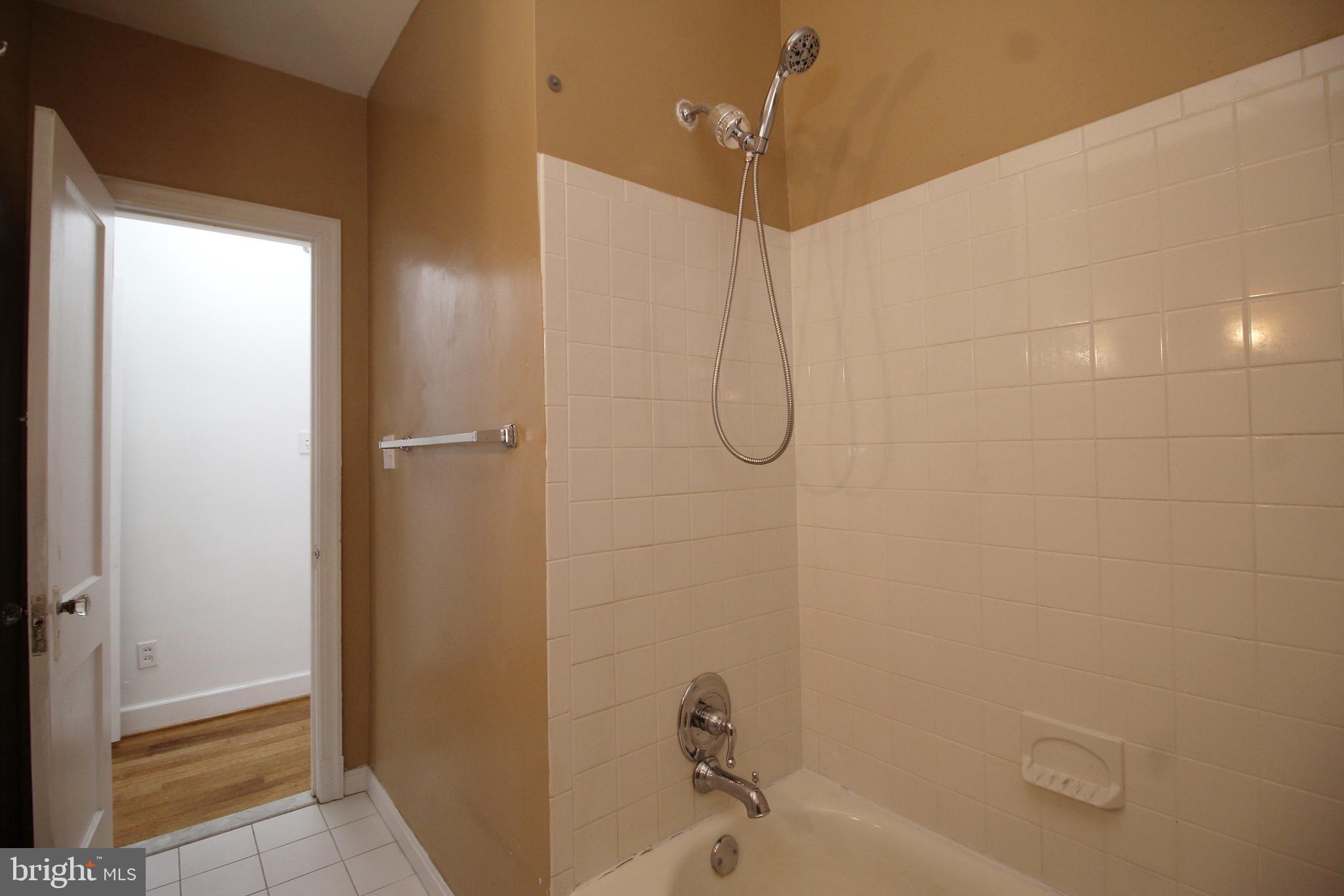 SILVER SPRING - Residential