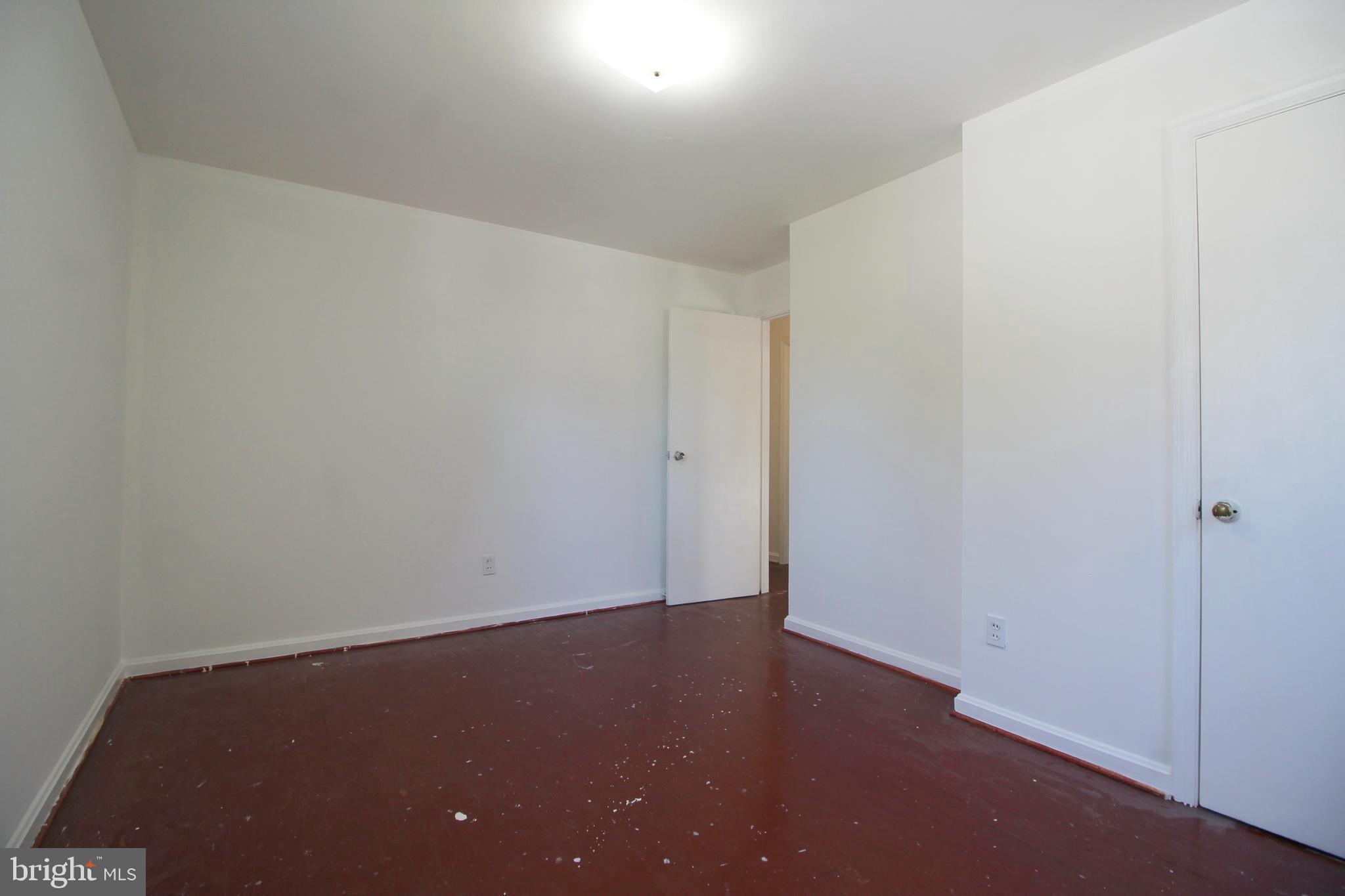 SILVER SPRING - Residential