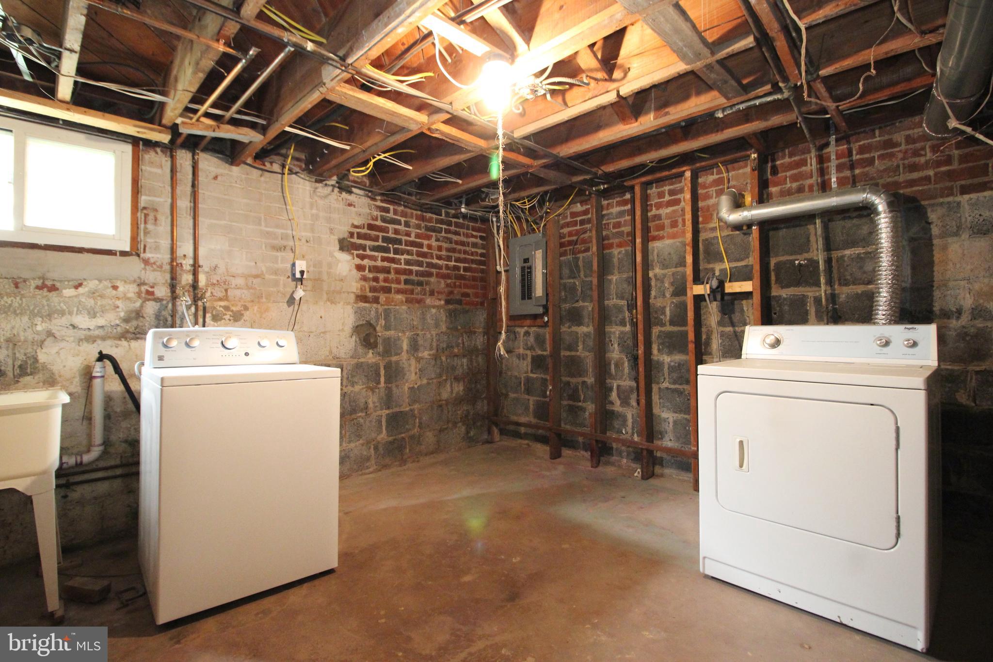 SILVER SPRING - Residential