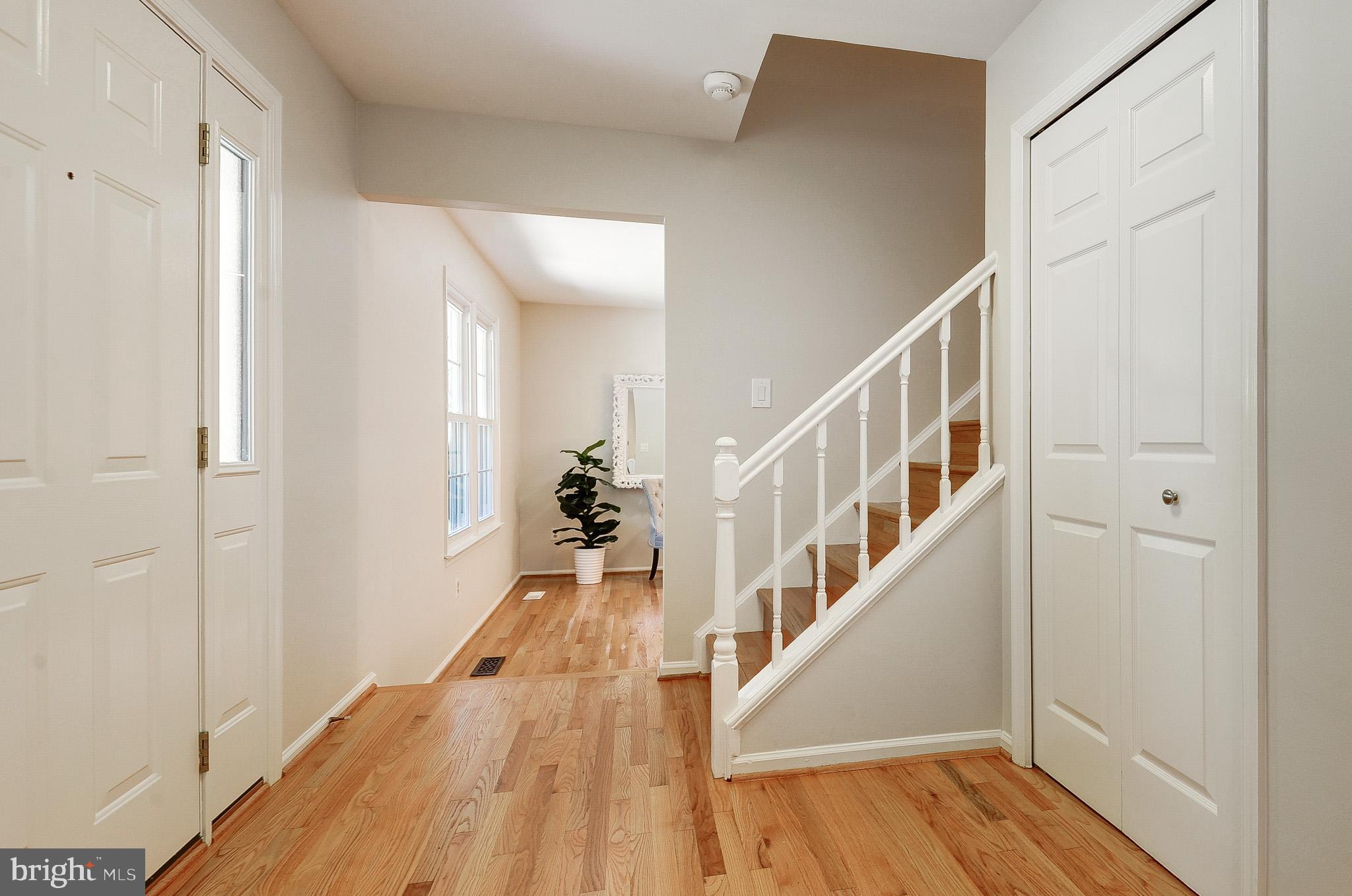 OAKTON GLEN - Residential